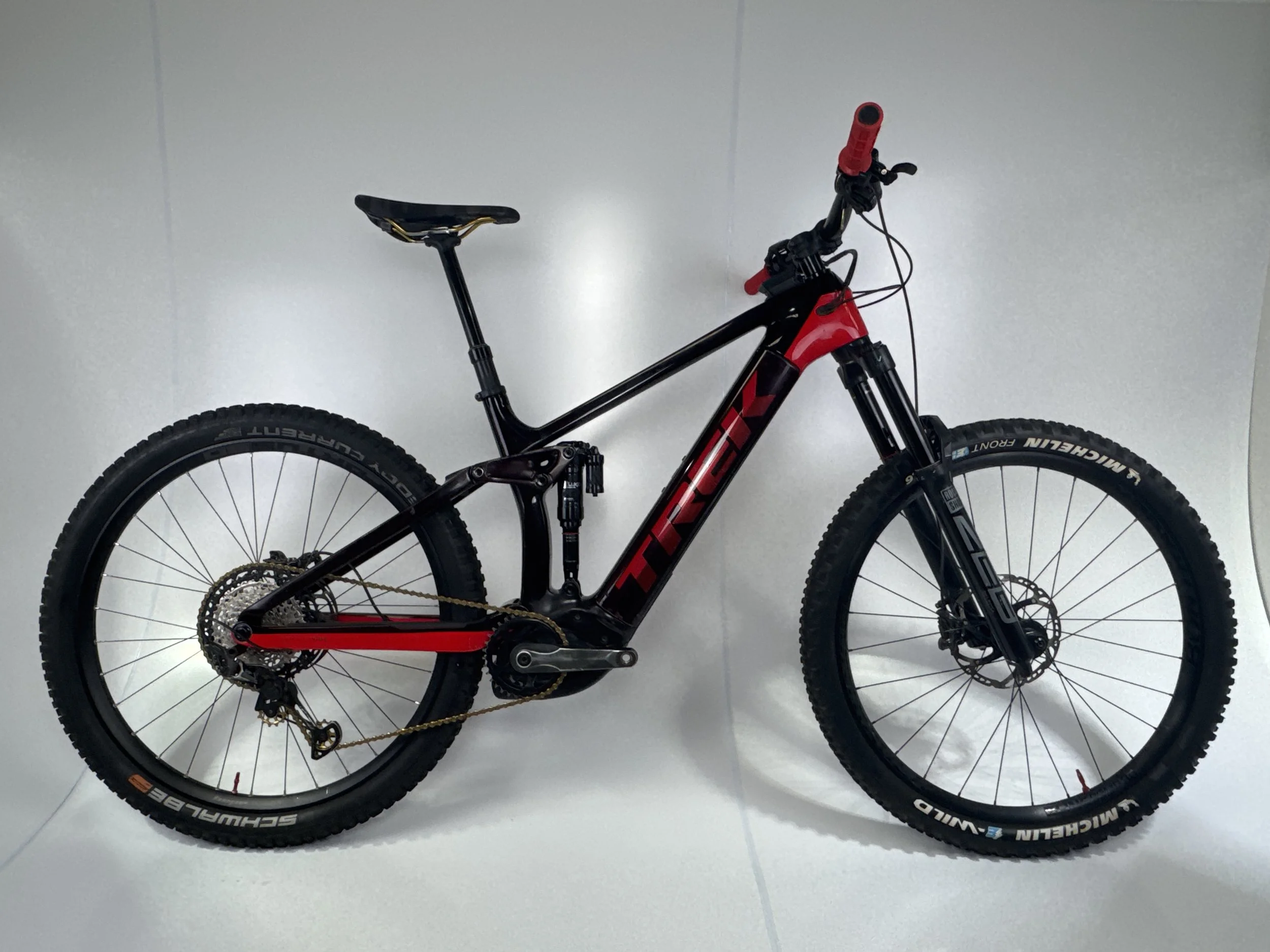 3_355 - 01 Drive Side Full Bike.jpg
