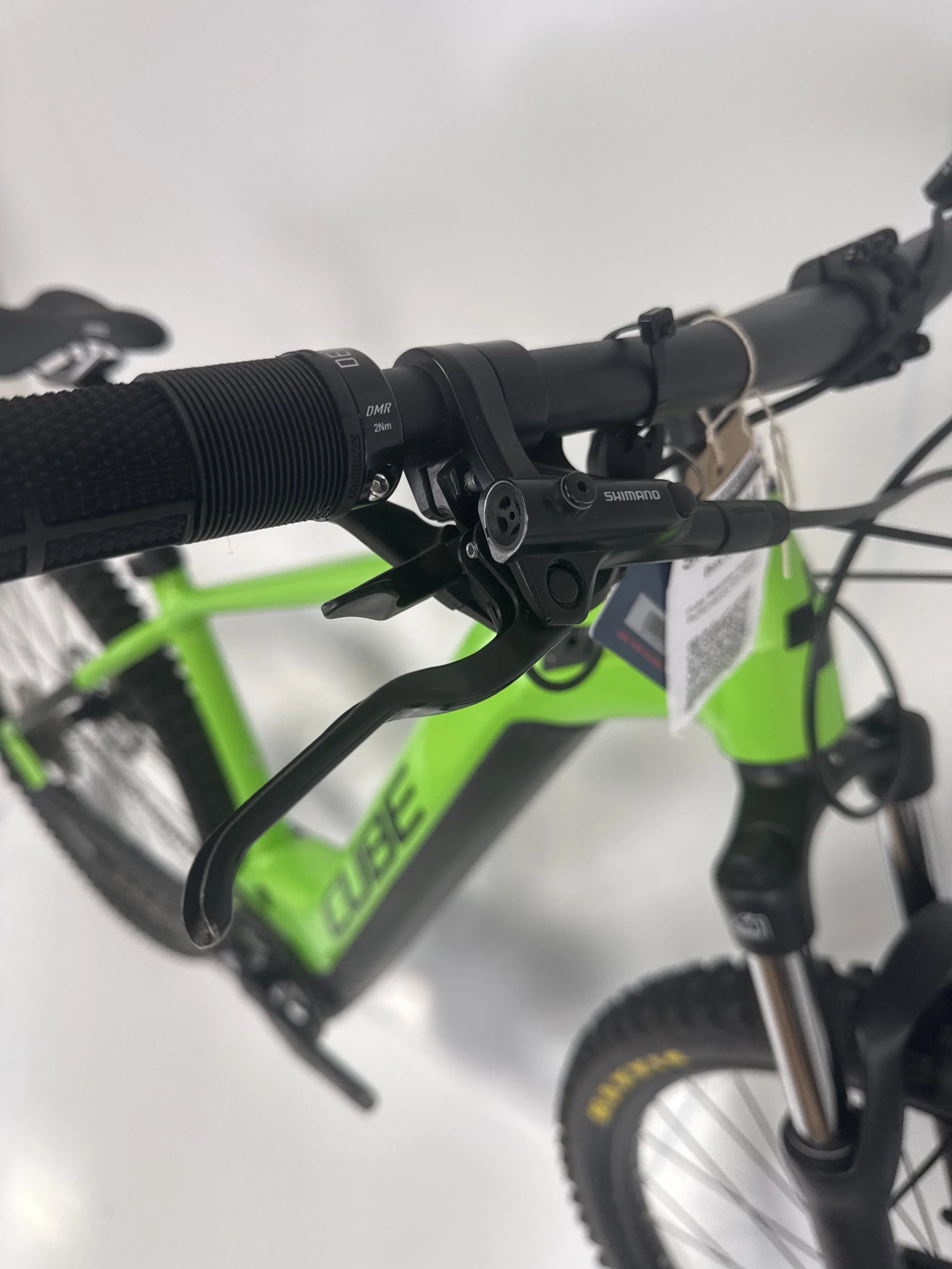 3_334 - 07 Brake Levers.jpg