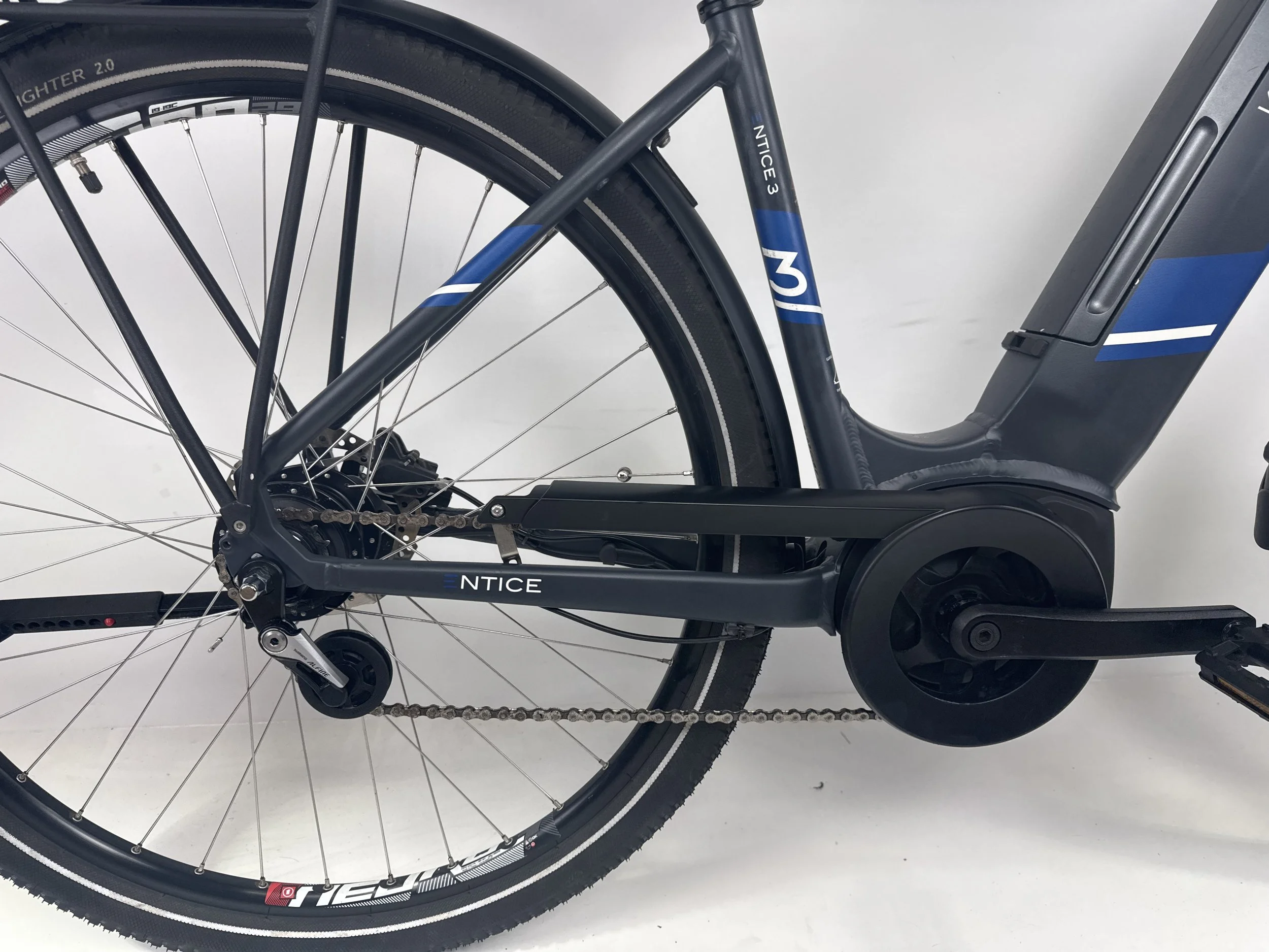 3_273 - 11 Drivetrain.jpg