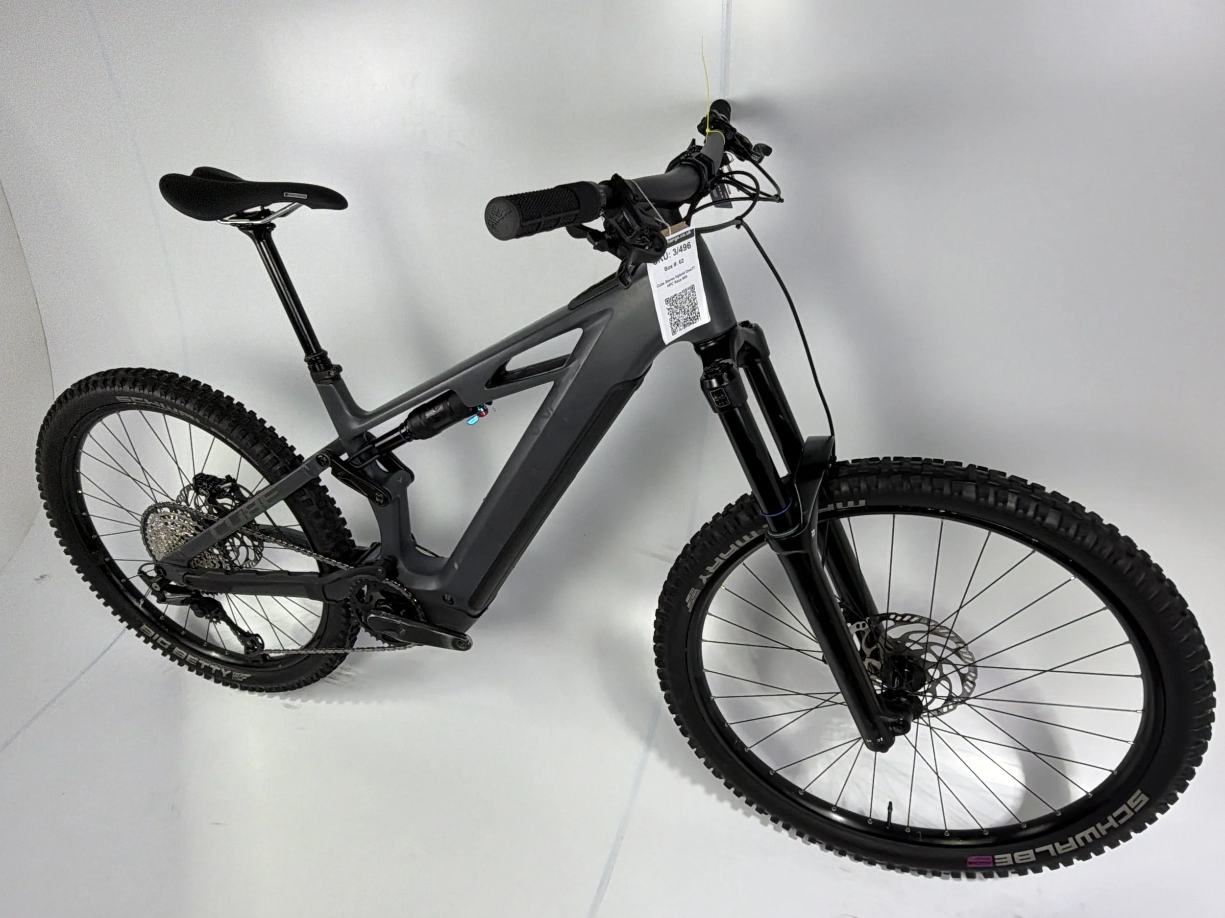 3_496 - 03 Drive Side Front Quarter.jpg
