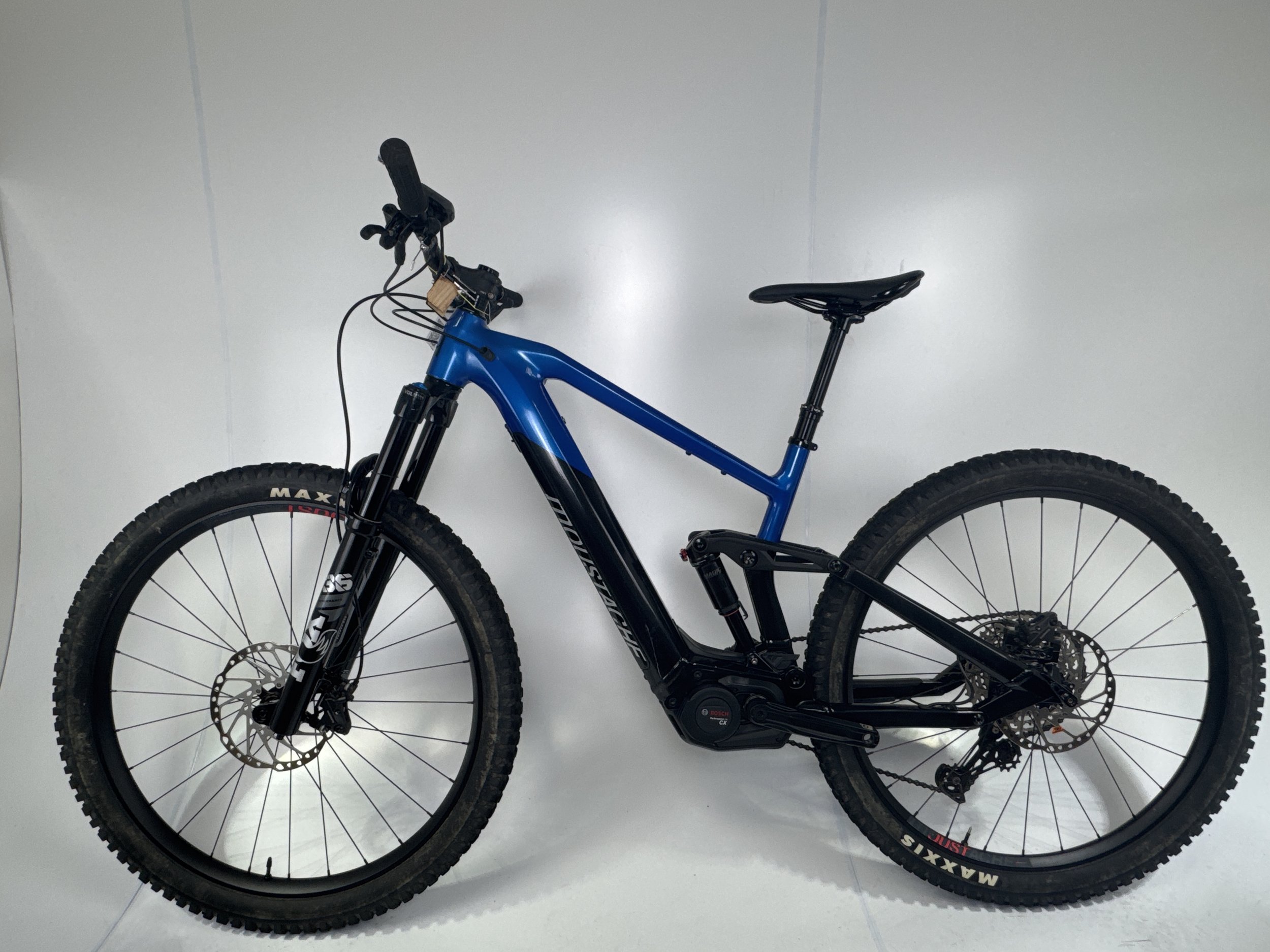 3_368 - 02 Non-Drive Side Full Bike.jpg