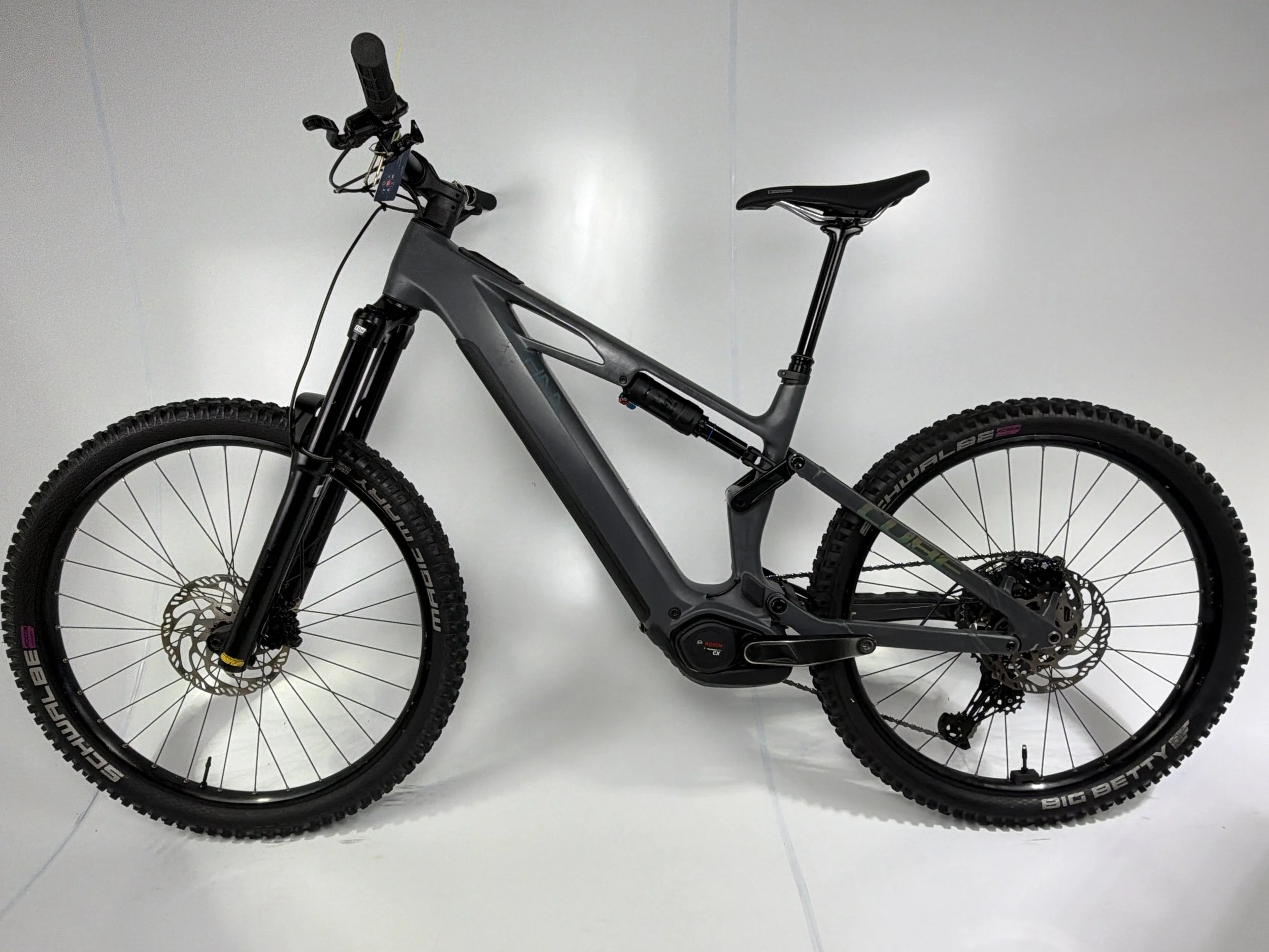 3_496 - 02 Non-Drive Side Full Bike.jpg