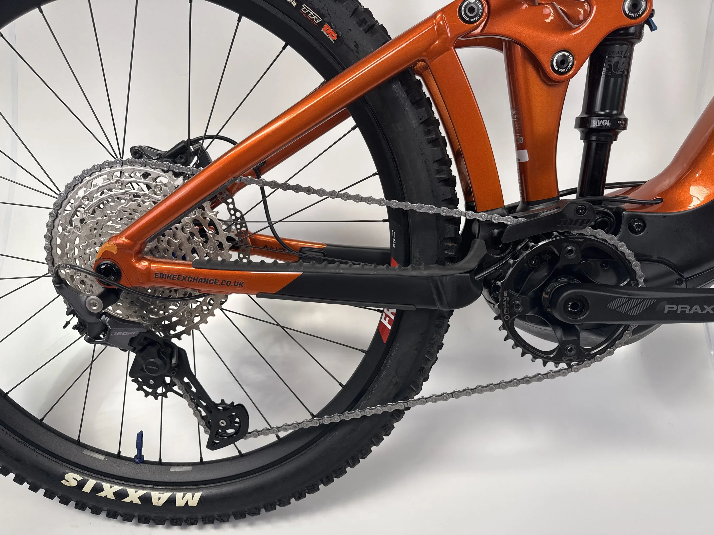 3_373 - 11 Drivetrain.jpg