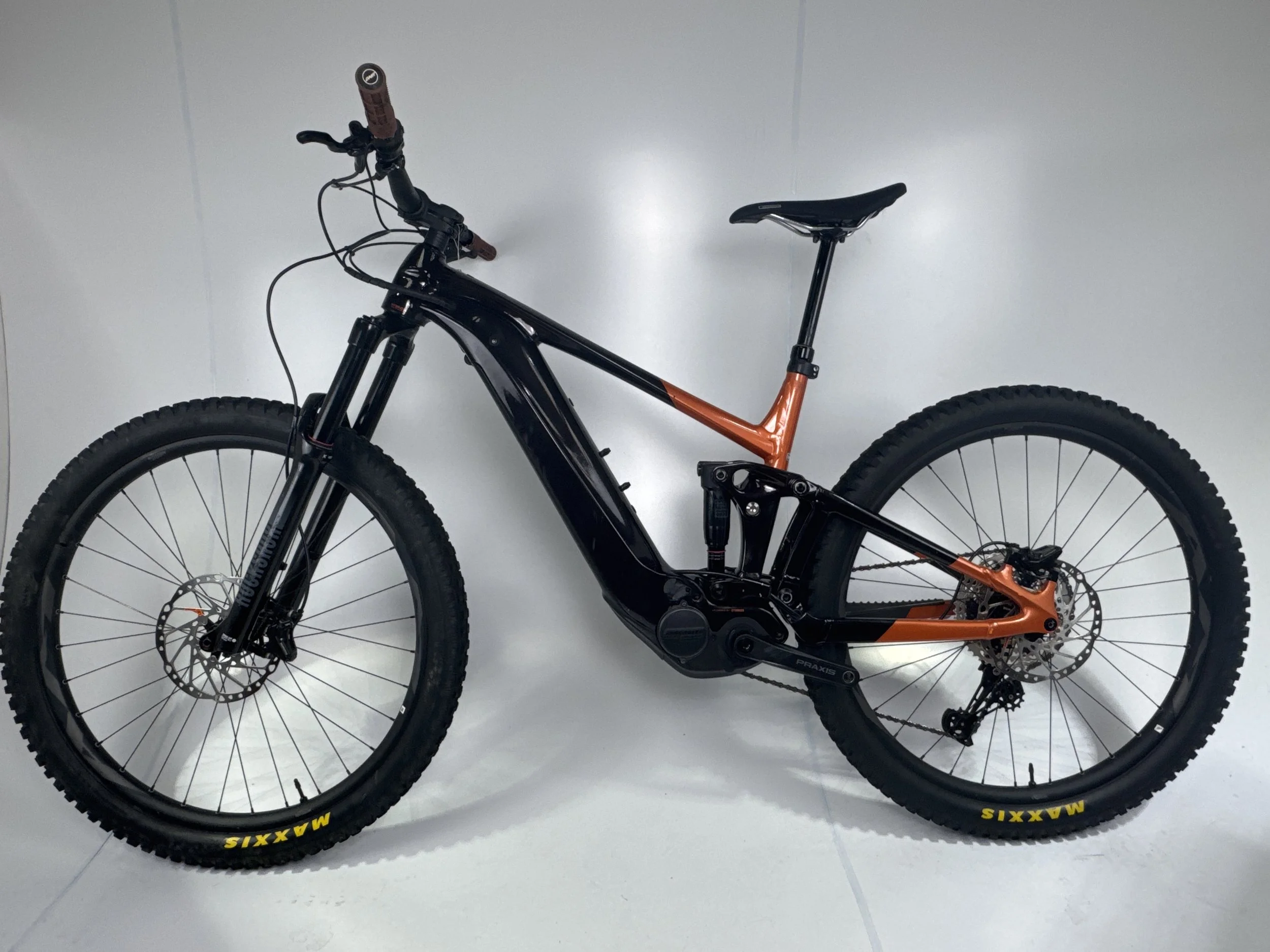 3_365 - 02 Non-Drive Side Full Bike.jpg