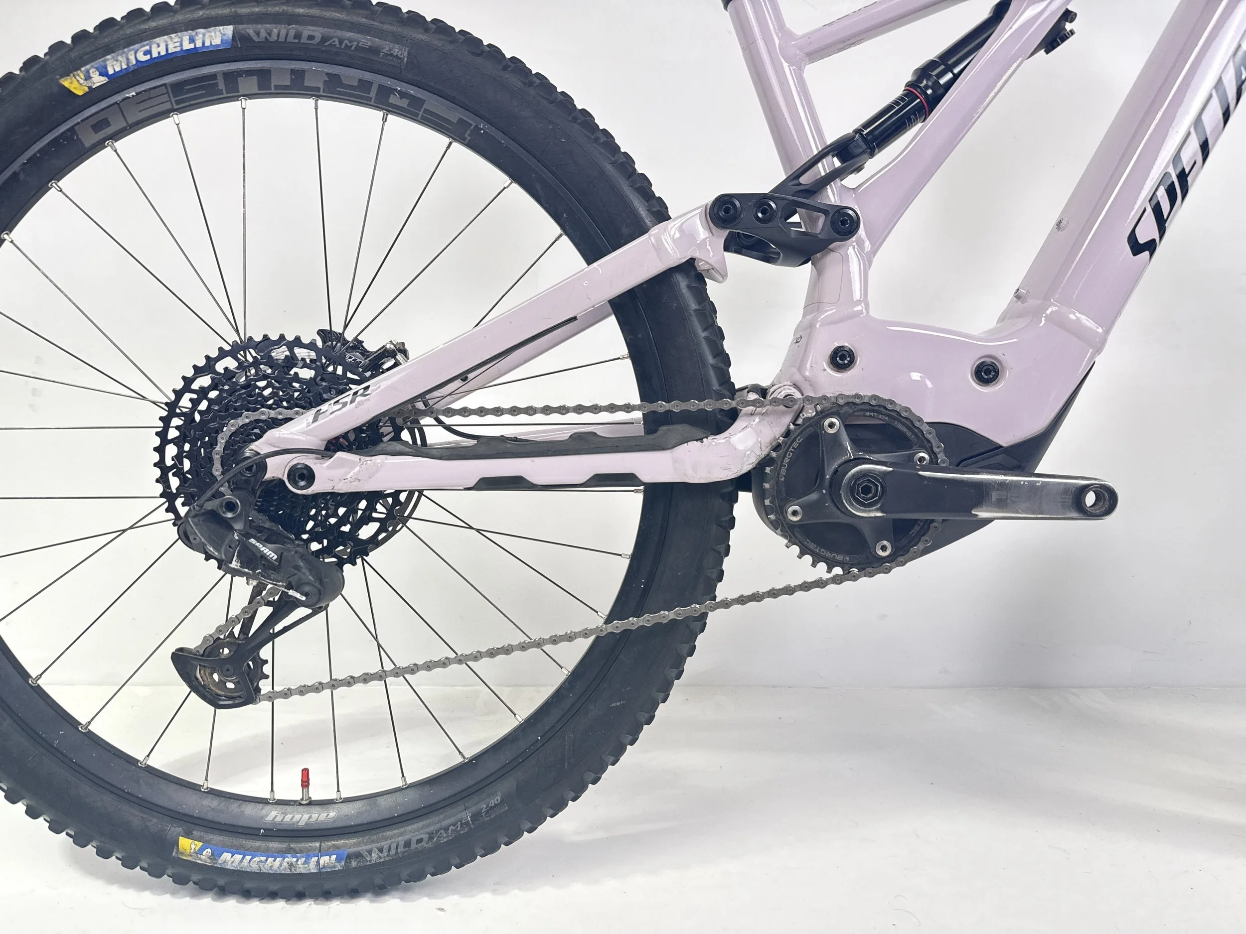 3_253 - 11 Drivetrain.jpg