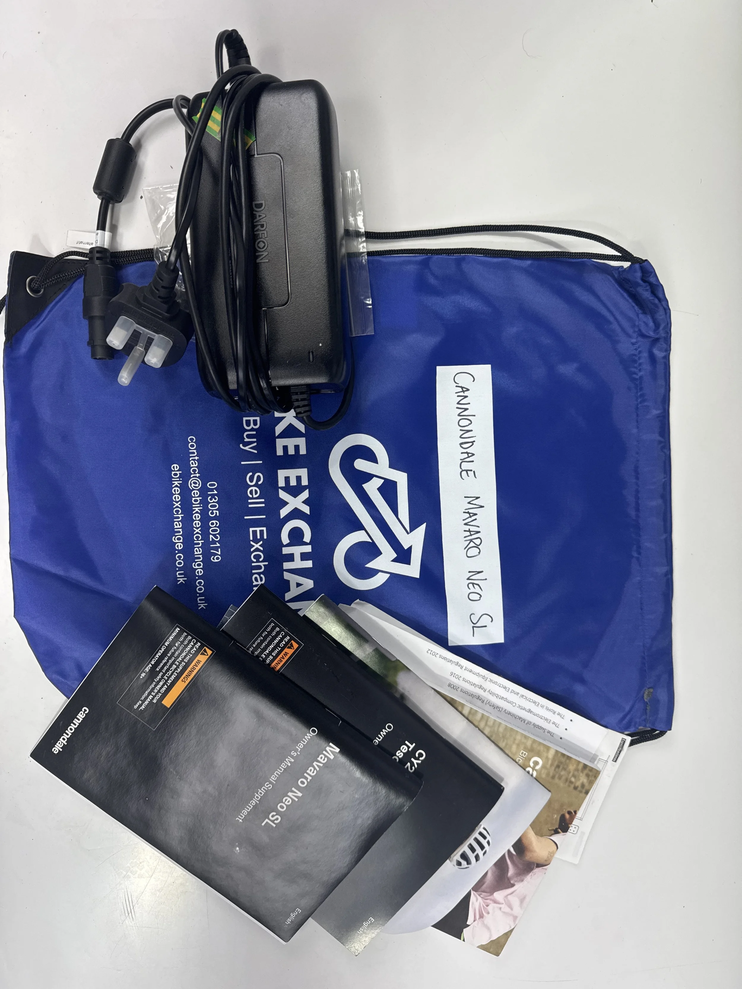 3_387 - 99 Charger Manuals Service Reports Box Contents.jpg