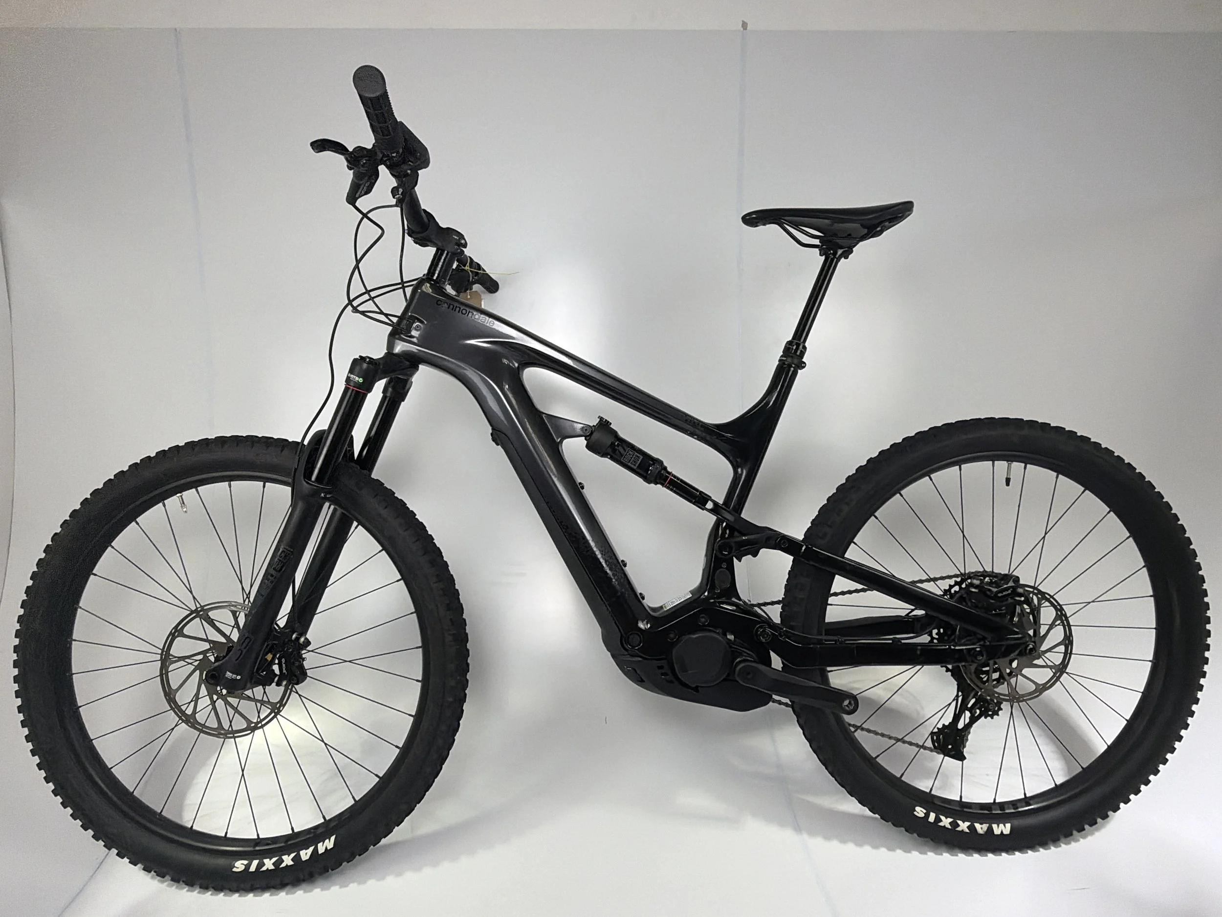 3_398 - 02 Non-Drive Side Full Bike.jpg