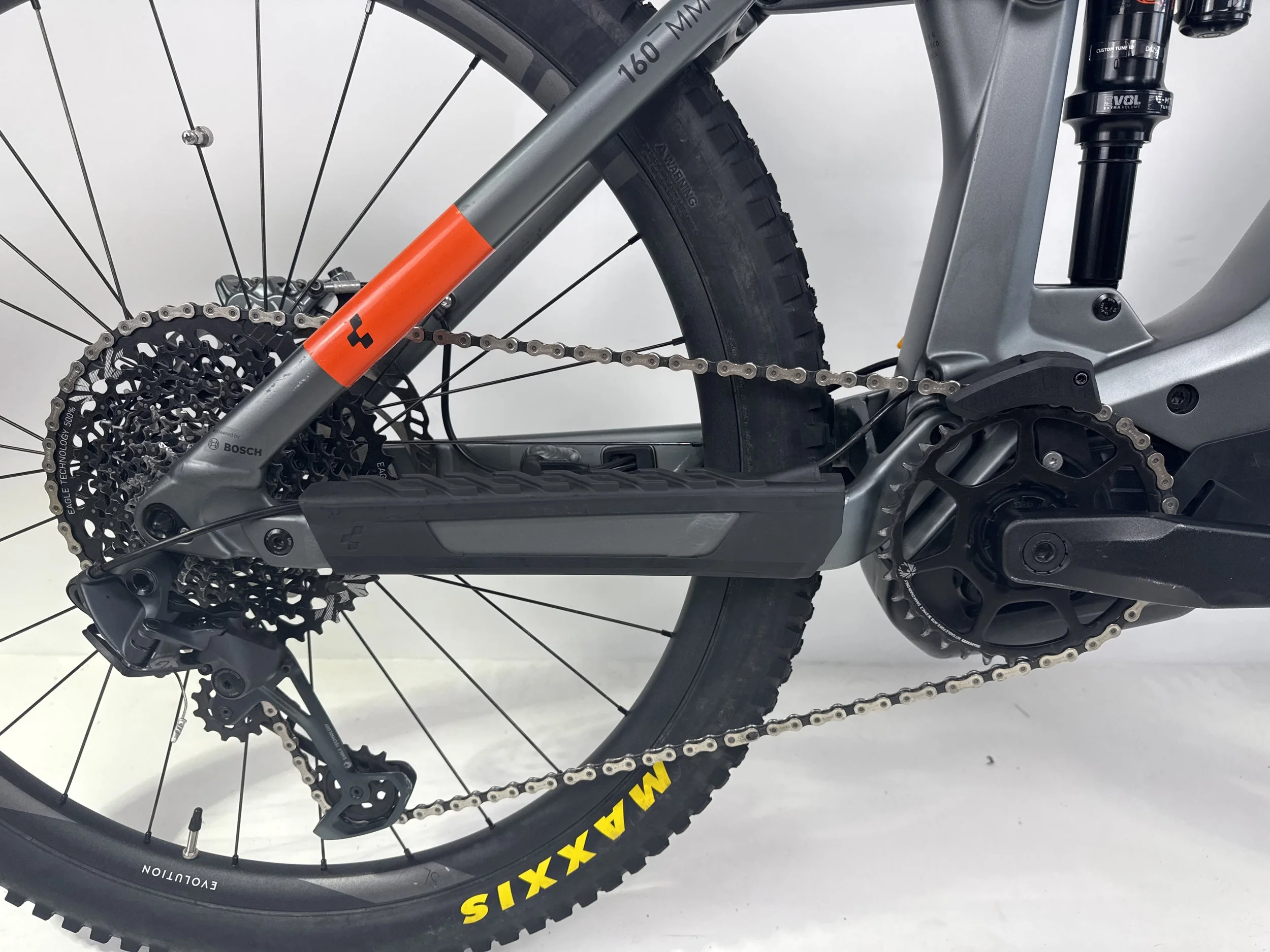 3_270 - 11 Drivetrain.jpg