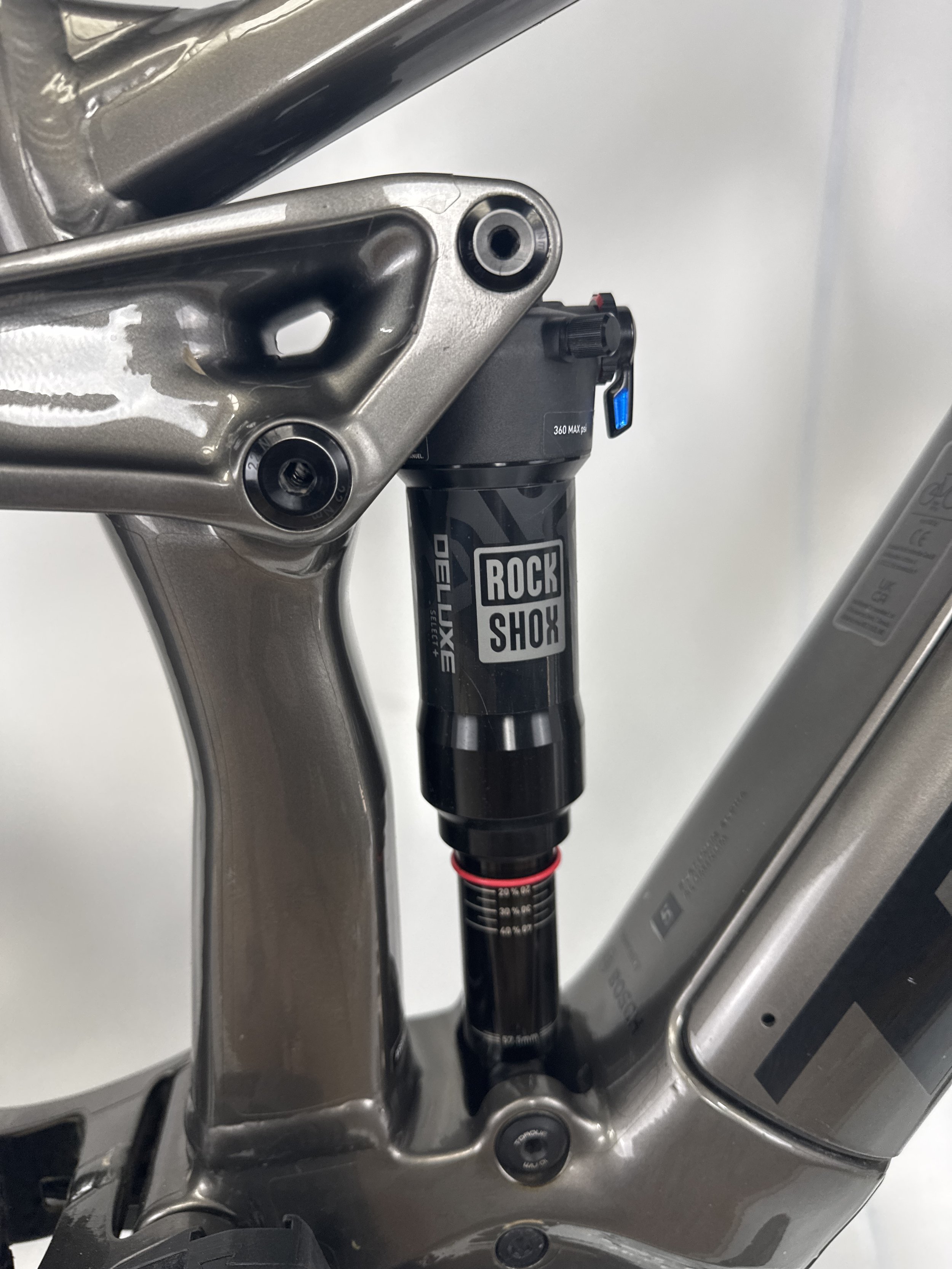 3_353 - 10 Shock.jpg