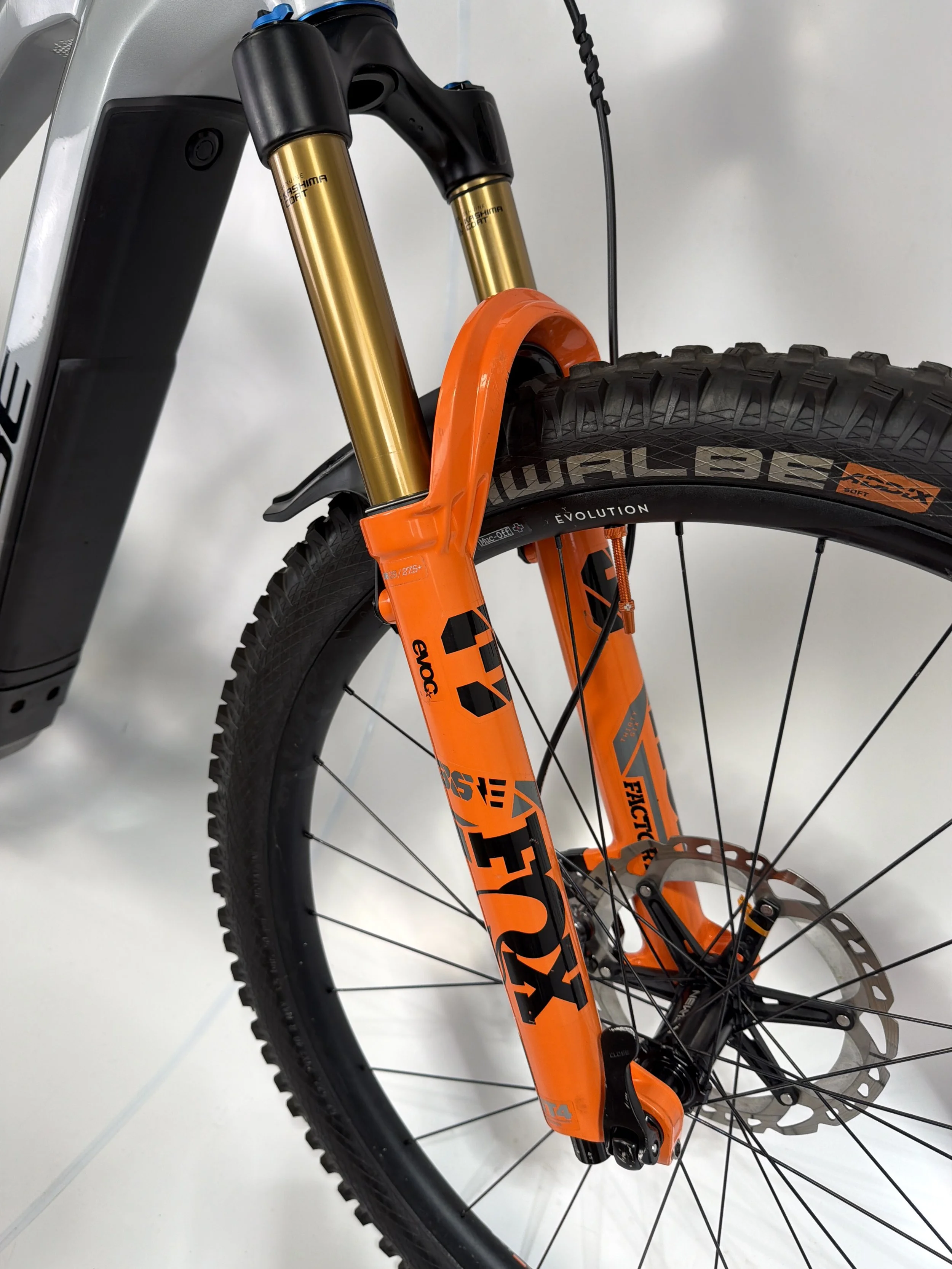 3_410 - 09 Fork.jpg