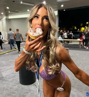 About — Sydnee Falkner