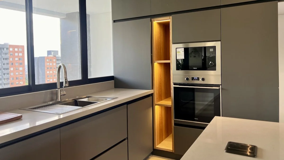 Medellin Tesoro Penthouse 5.JPG