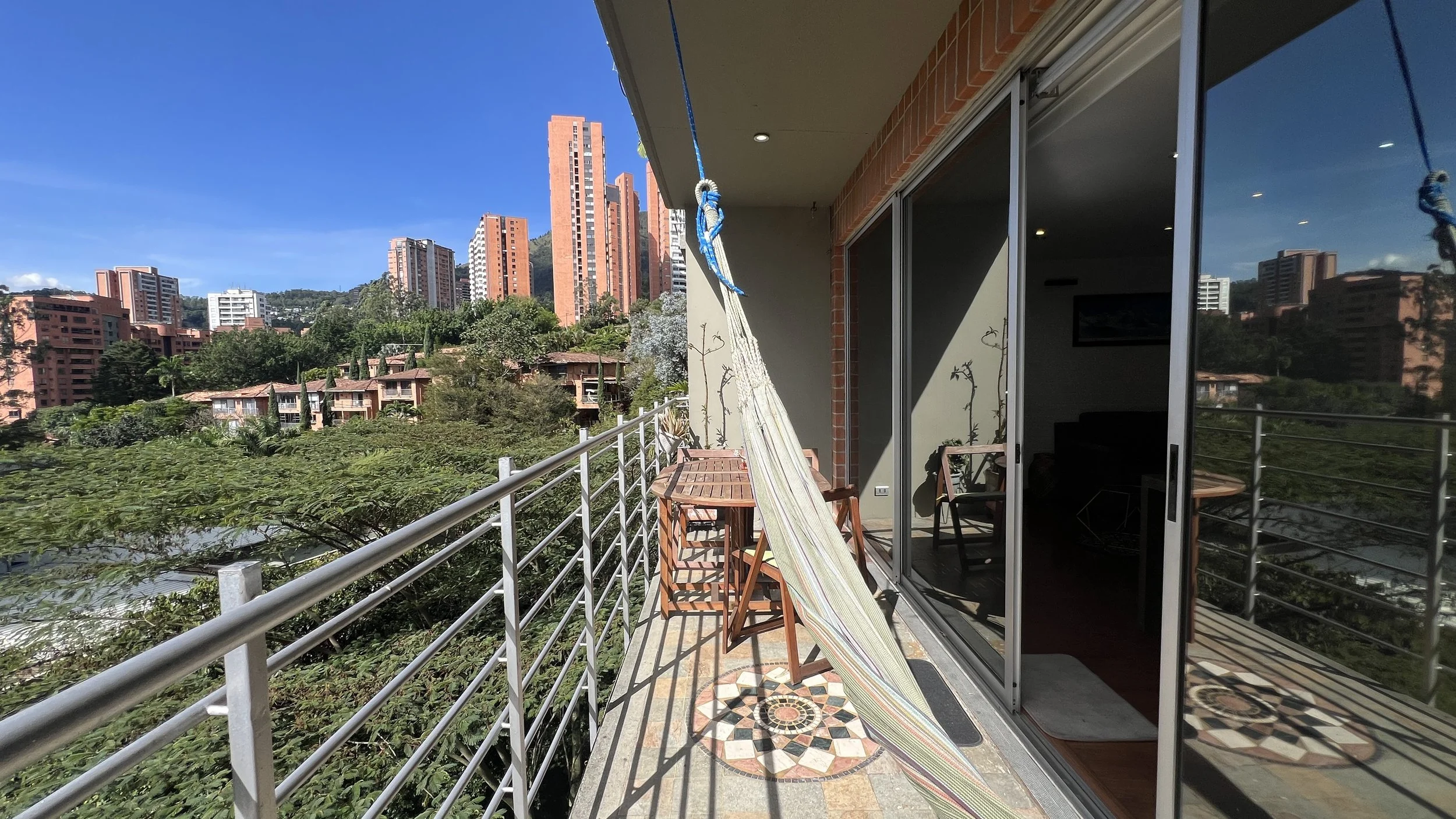 A Studio ApaRtment in Medellin
