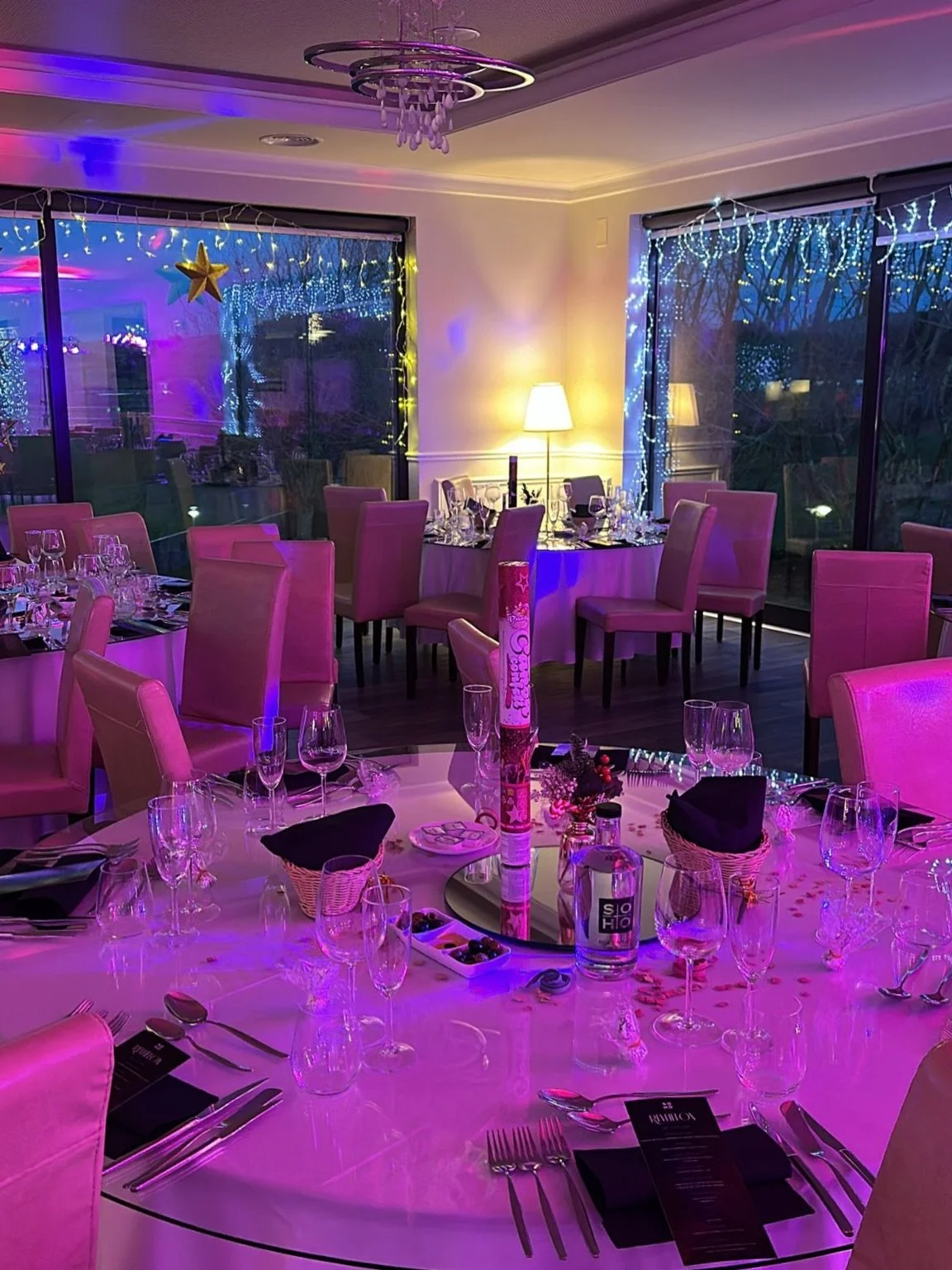 &spades;️ Por aqui j&aacute; estamos em plena contagem decrescente! 🎊🎉🥂

𝐈𝐧𝐟𝐨𝐫𝐦𝐚𝐜̧𝐨̃𝐞𝐬 𝐞 𝐑𝐞𝐬𝐞𝐫𝐯𝐚𝐬:
📞 932 302 462
✉️ reservas@sohomafra.com
📍 Rua Principal, n.&ordm; 10, Ervideira - Enxara do Bispo, Mafra

#SohoMafra #SohoCoun