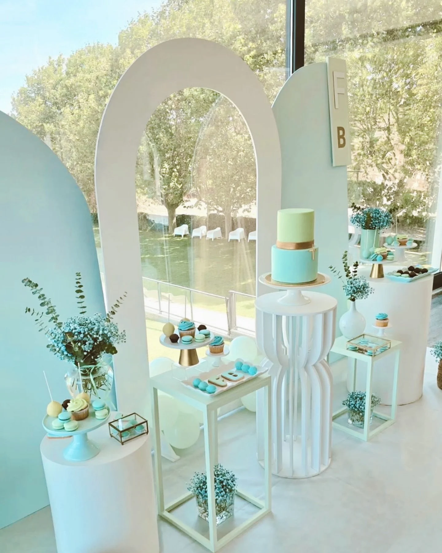 &spades;️ A @azul.seu, como sempre, a fazer a magia acontecer no @sohocountryclub.mafra 💐🌻😍

𝐈𝐧𝐟𝐨𝐫𝐦𝐚𝐜̧𝐨̃𝐞𝐬 𝐞 𝐑𝐞𝐬𝐞𝐫𝐯𝐚𝐬:
📞 932 302 462
✉️ reservas@sohomafra.com
📍 Rua Principal, n.&ordm; 10, Ervideira - Enxara do Bispo, Mafra

