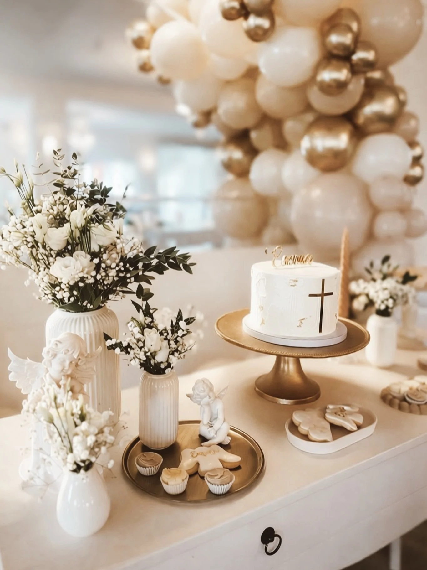 &spades;️ Fragmentos deliciosos de mais um batizado inesquec&iacute;vel! 🤎💛

𝐈𝐧𝐟𝐨𝐫𝐦𝐚𝐜̧𝐨̃𝐞𝐬 𝐞 𝐑𝐞𝐬𝐞𝐫𝐯𝐚𝐬:
📞 932 302 462
✉️ reservas@sohomafra.com
📍 Rua Principal, n.&ordm; 10, Ervideira - Enxara do Bispo, Mafra

#SohoMafra #SohoC