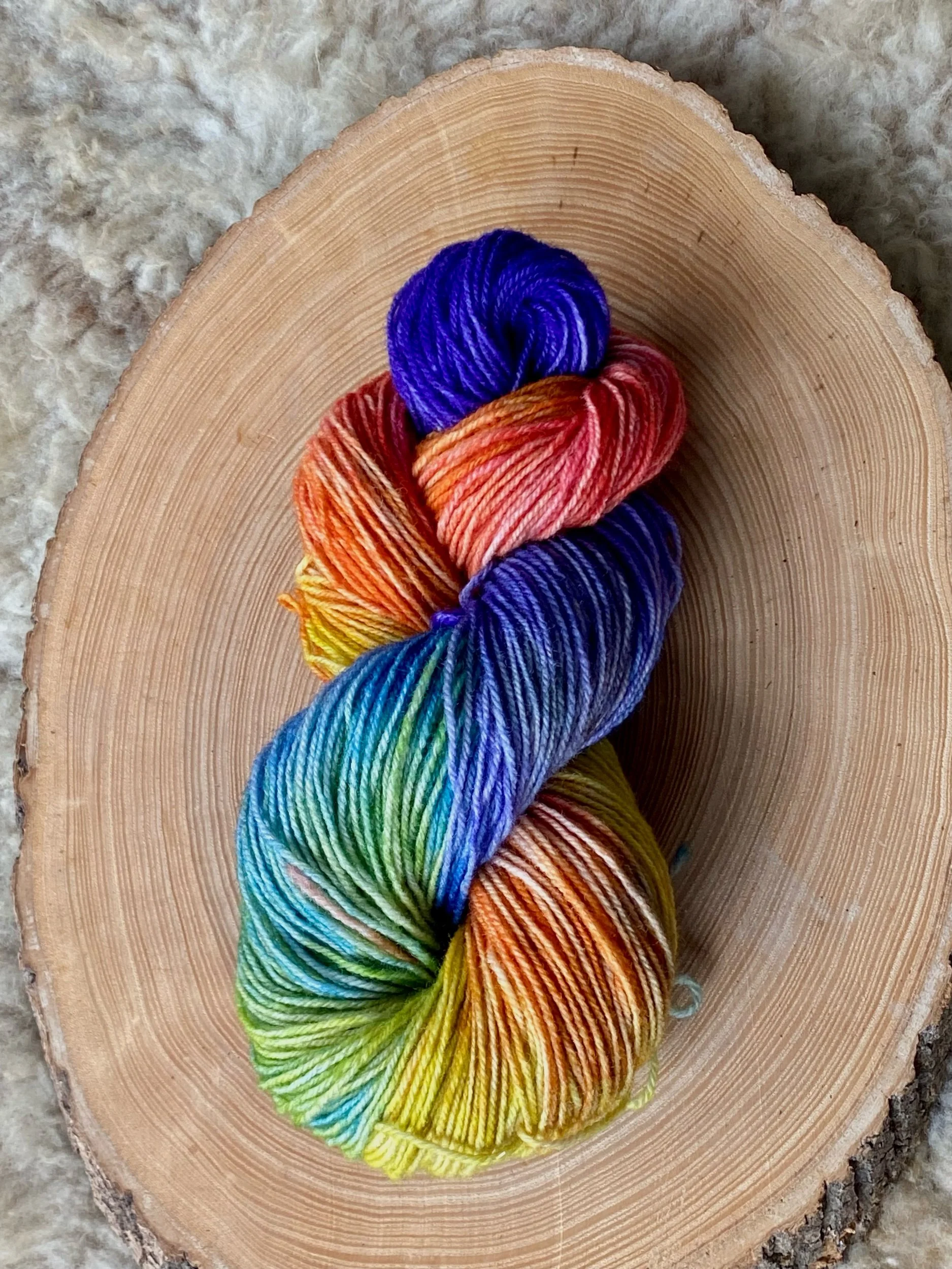 Regenbogen Leineschaf Garn