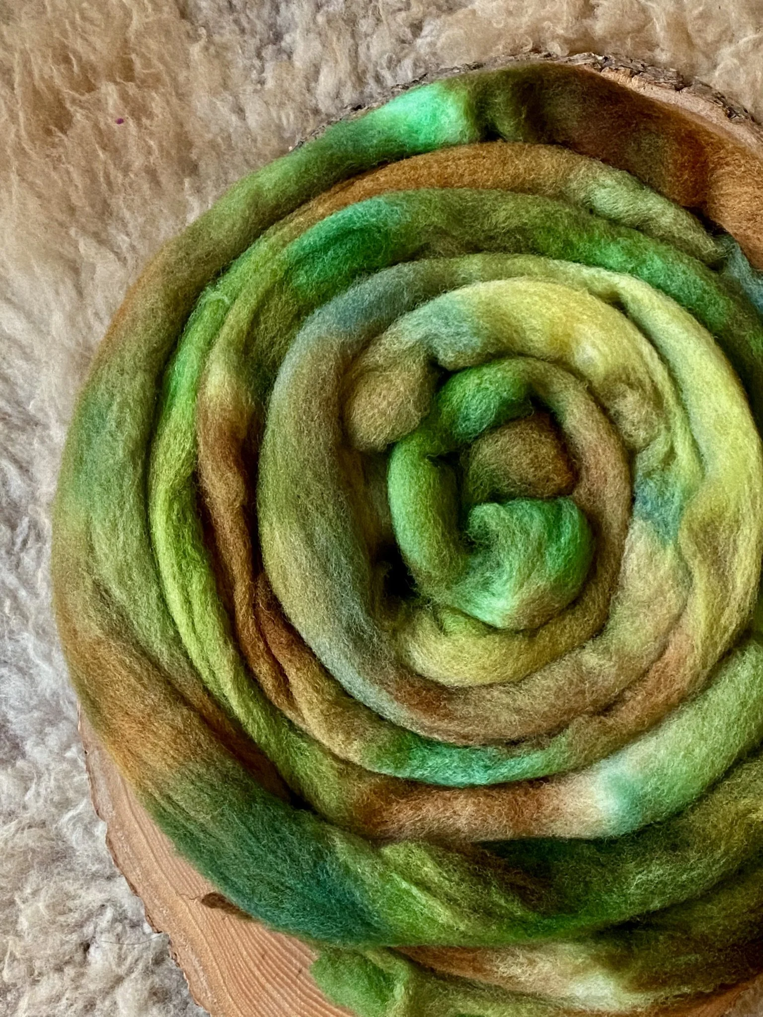 Waldgeist Kammzug Spinnfaser