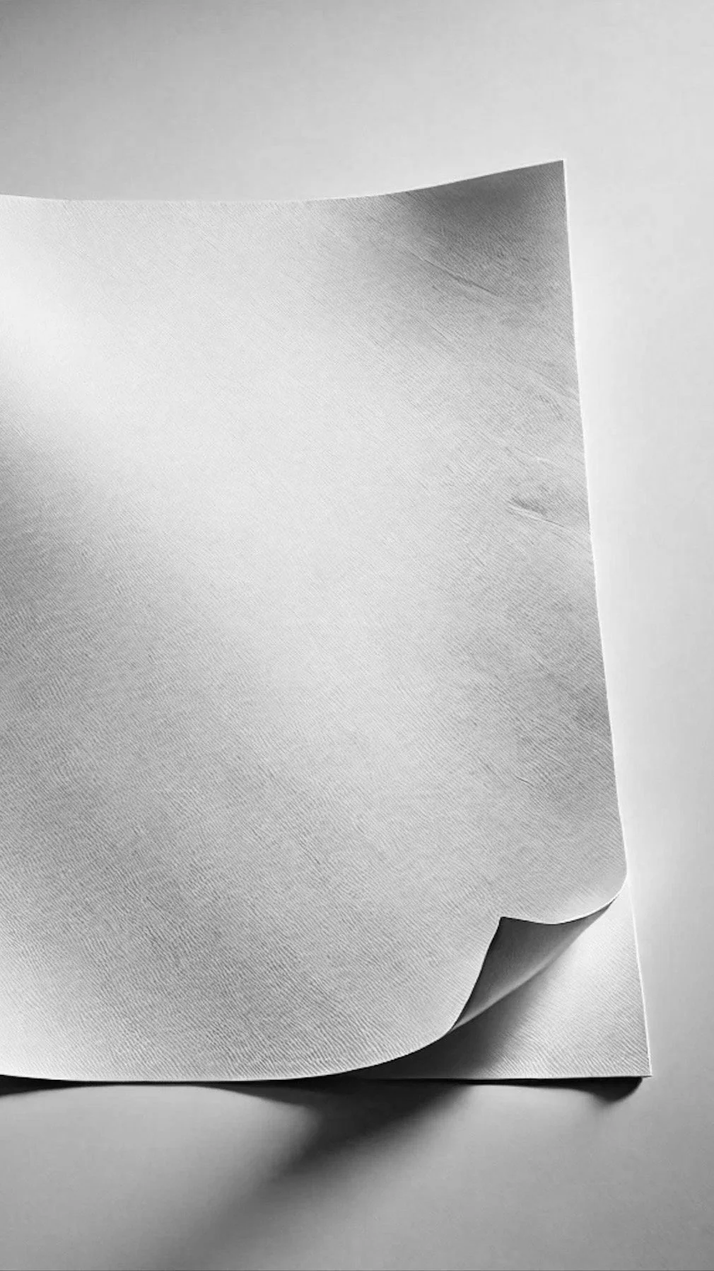 Chemikalien und Additive für Papier- und Zellstoff wie Bleichchemikalien, Retentionshilfsmittel, Entschäumer und Prozesschemikalien