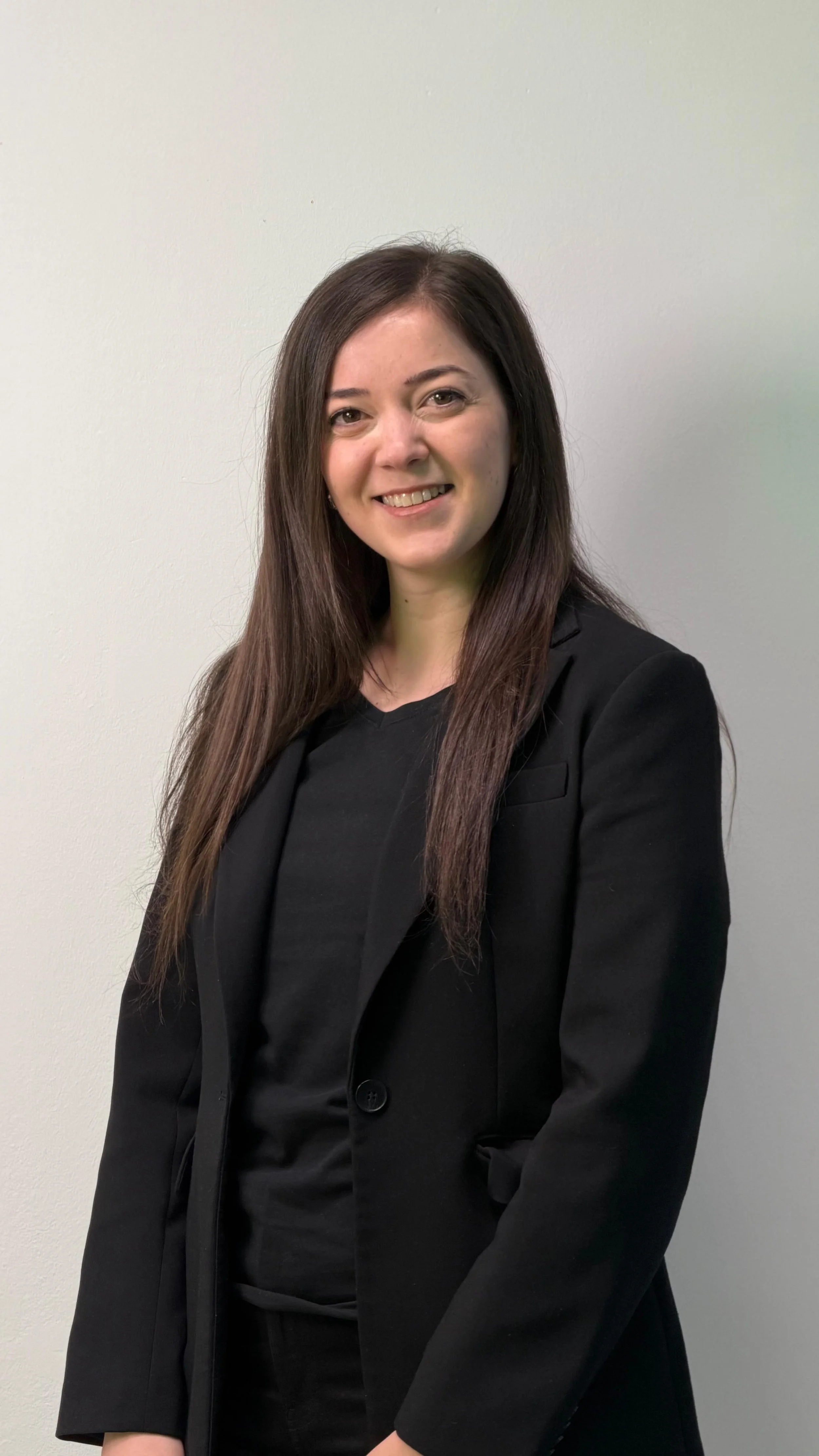 Ayse Besparmak Order Manager Sales Coordinator Interchim Austria Chemikalien Vertrieb