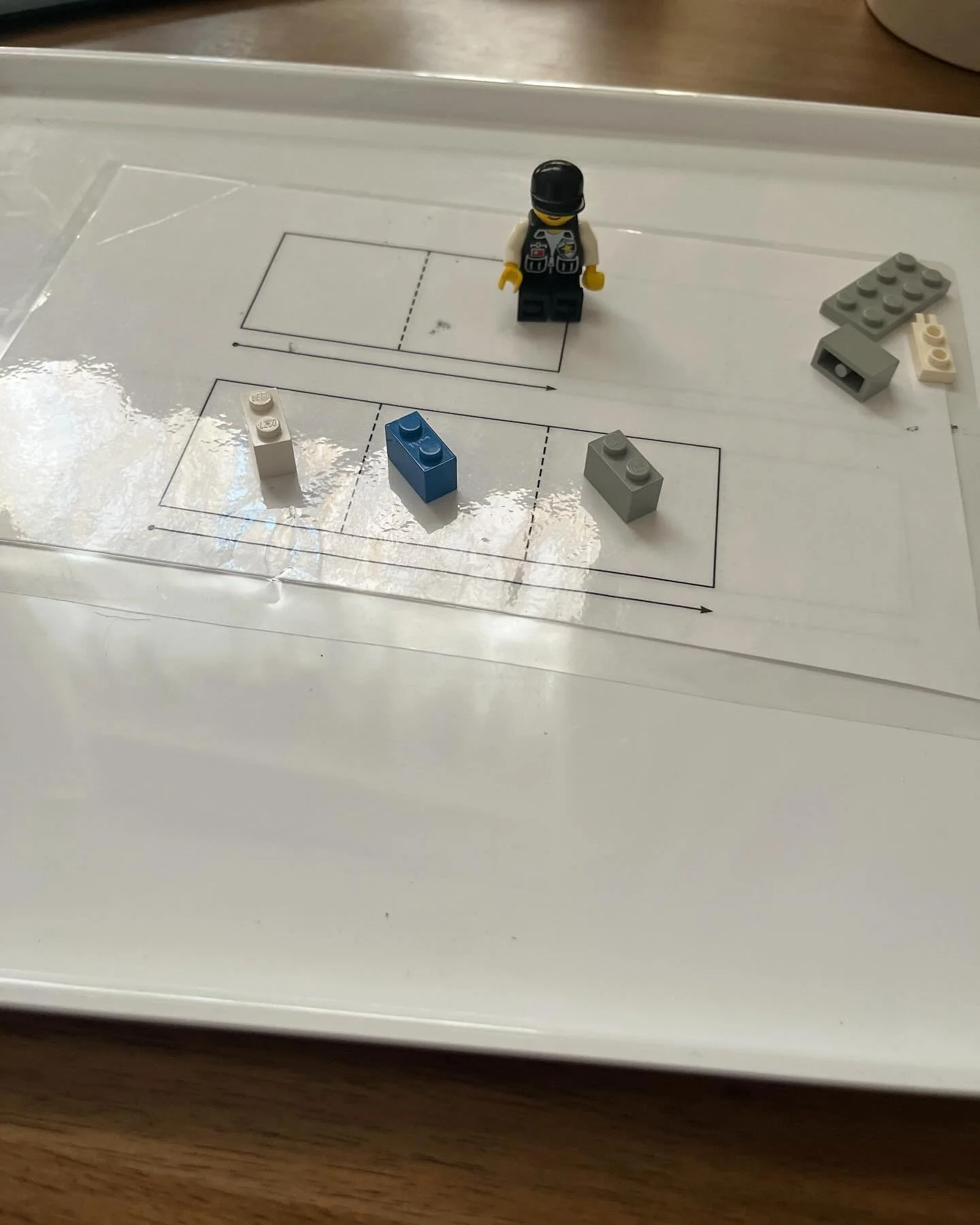 🎨 Making Elkonin Boxes Fun &amp; Engaging! 🎮

By incorporating materials that reflect a child&rsquo;s interests, we can make learning interactive, engaging, and FUN! 🧠✨

Here are some creative ways our students have used Elkonin boxes:
1️⃣ Legos
2