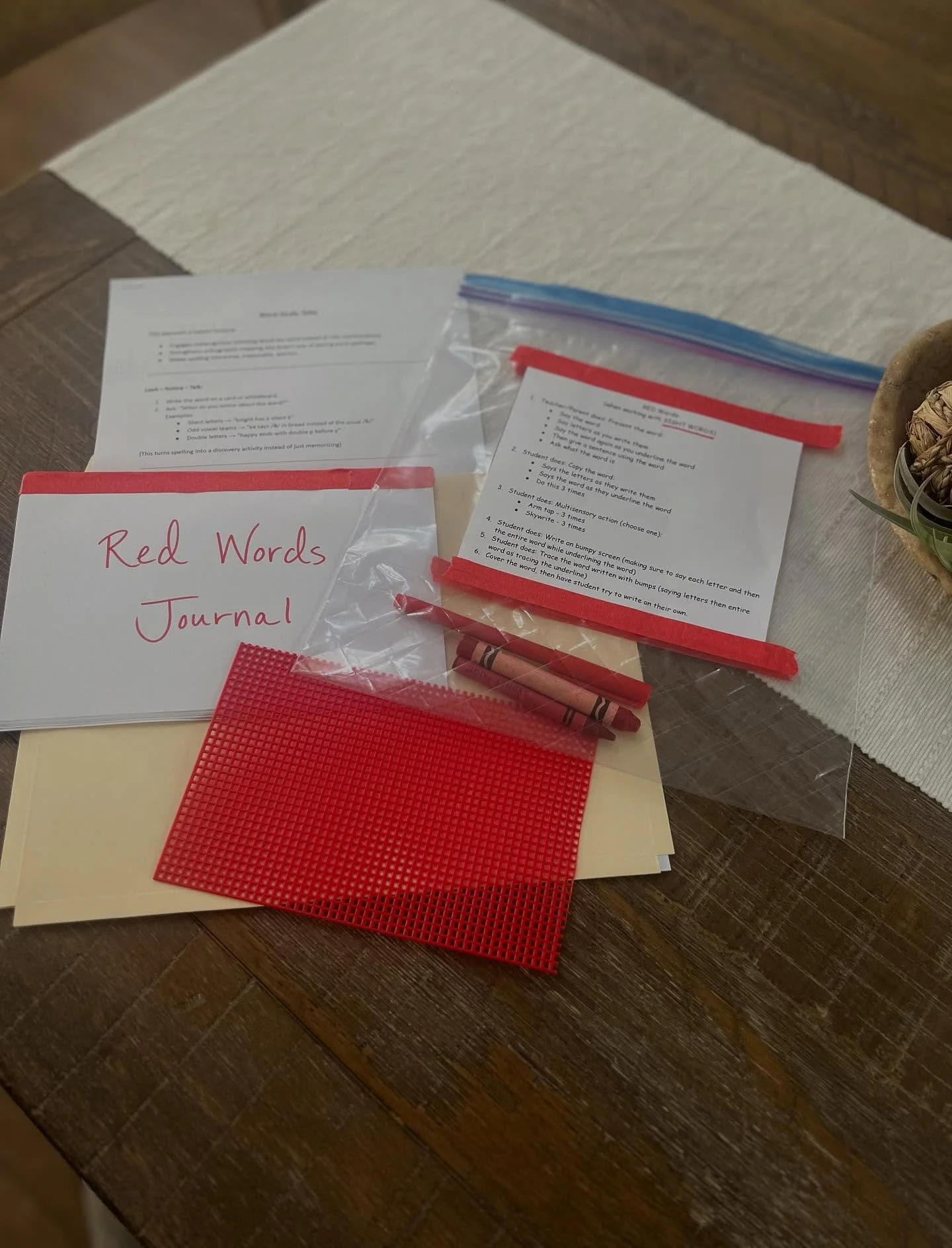 Our commitment to partnering with families means helping parents see what works &mdash; and how to do it at home.

Here&rsquo;s a look at a multisensory &ldquo;Red Words Kit&rdquo; we sent home so this student and mom can practice the same strategies