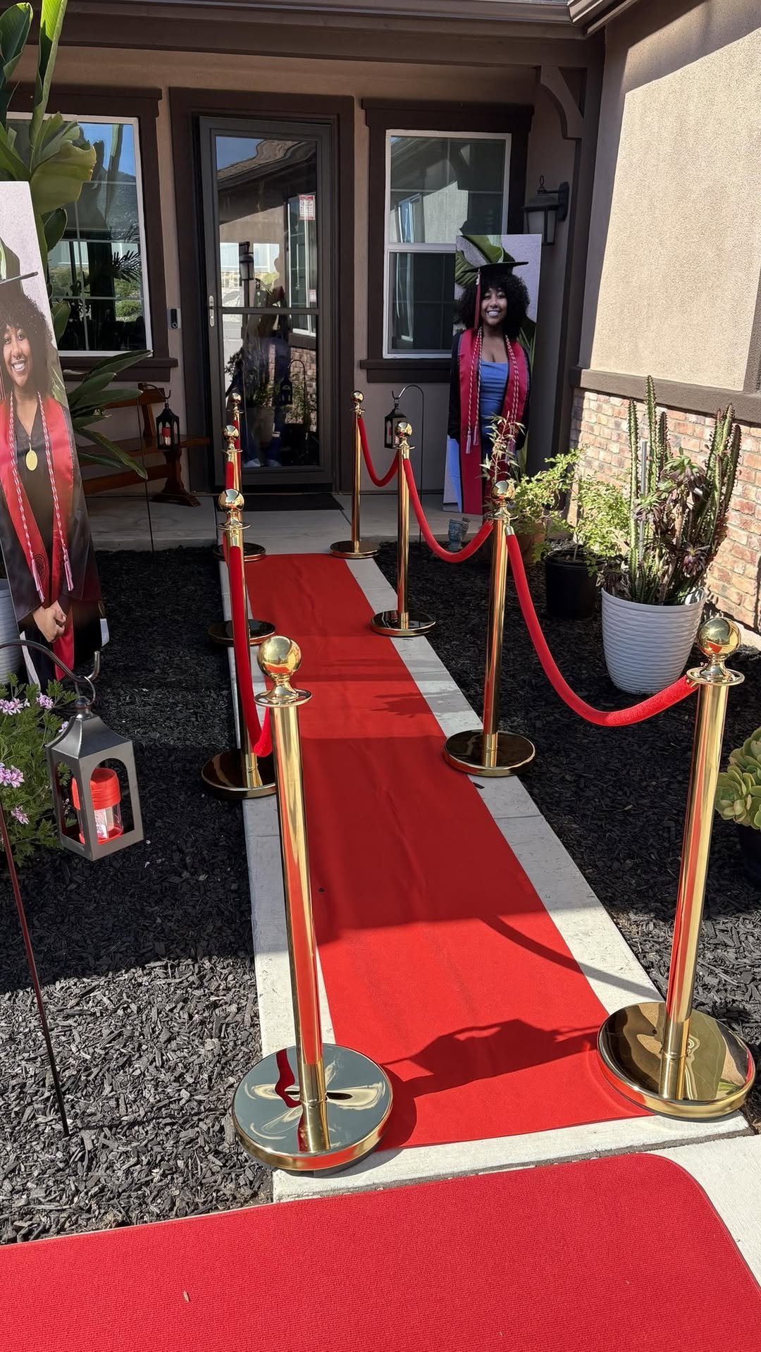 Red CArpet 12.jpg
