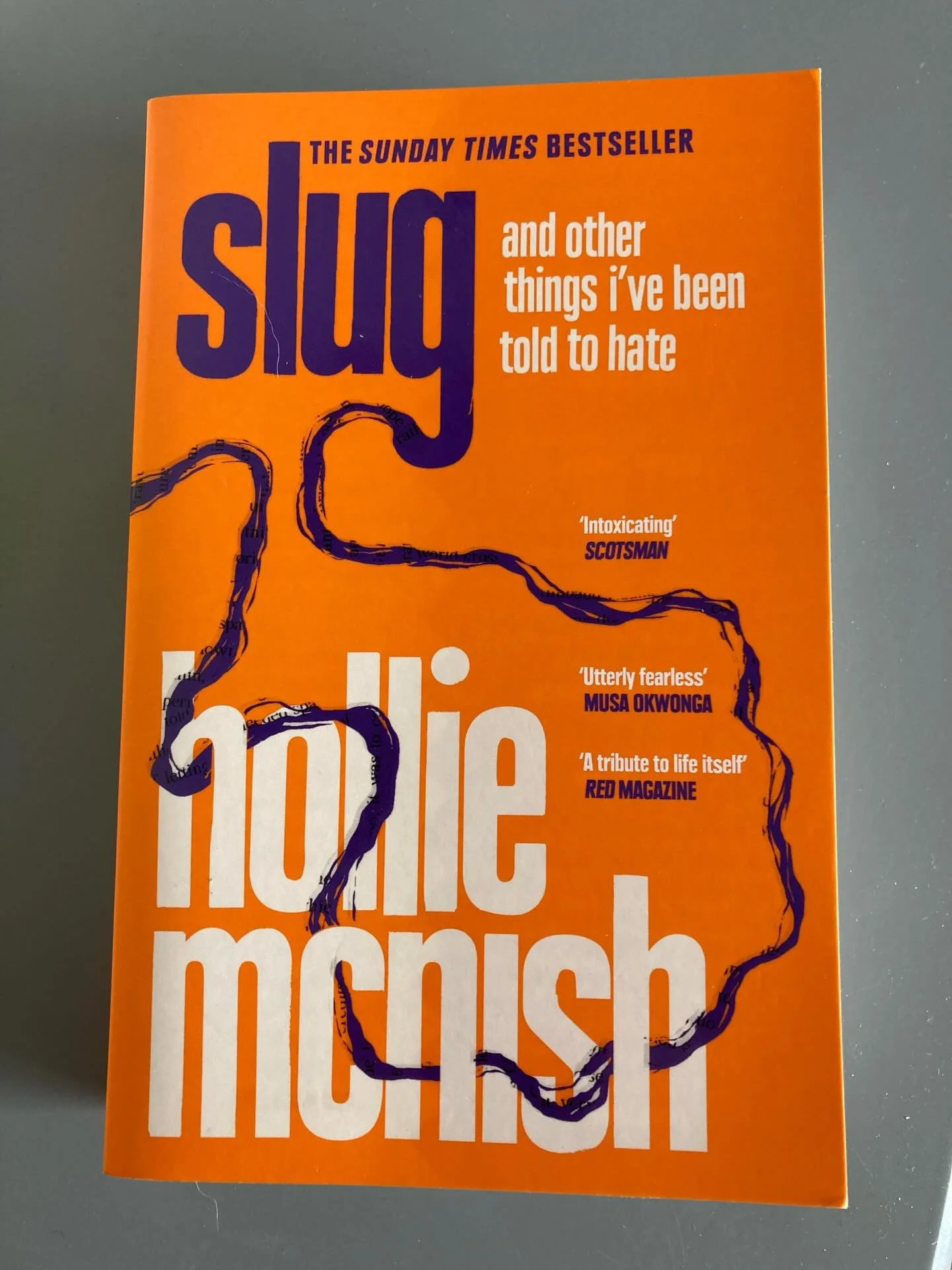 Books read, 2025. A fun one with which to have ended the year. #poetry #nonfiction #shortstories #raysreading2025