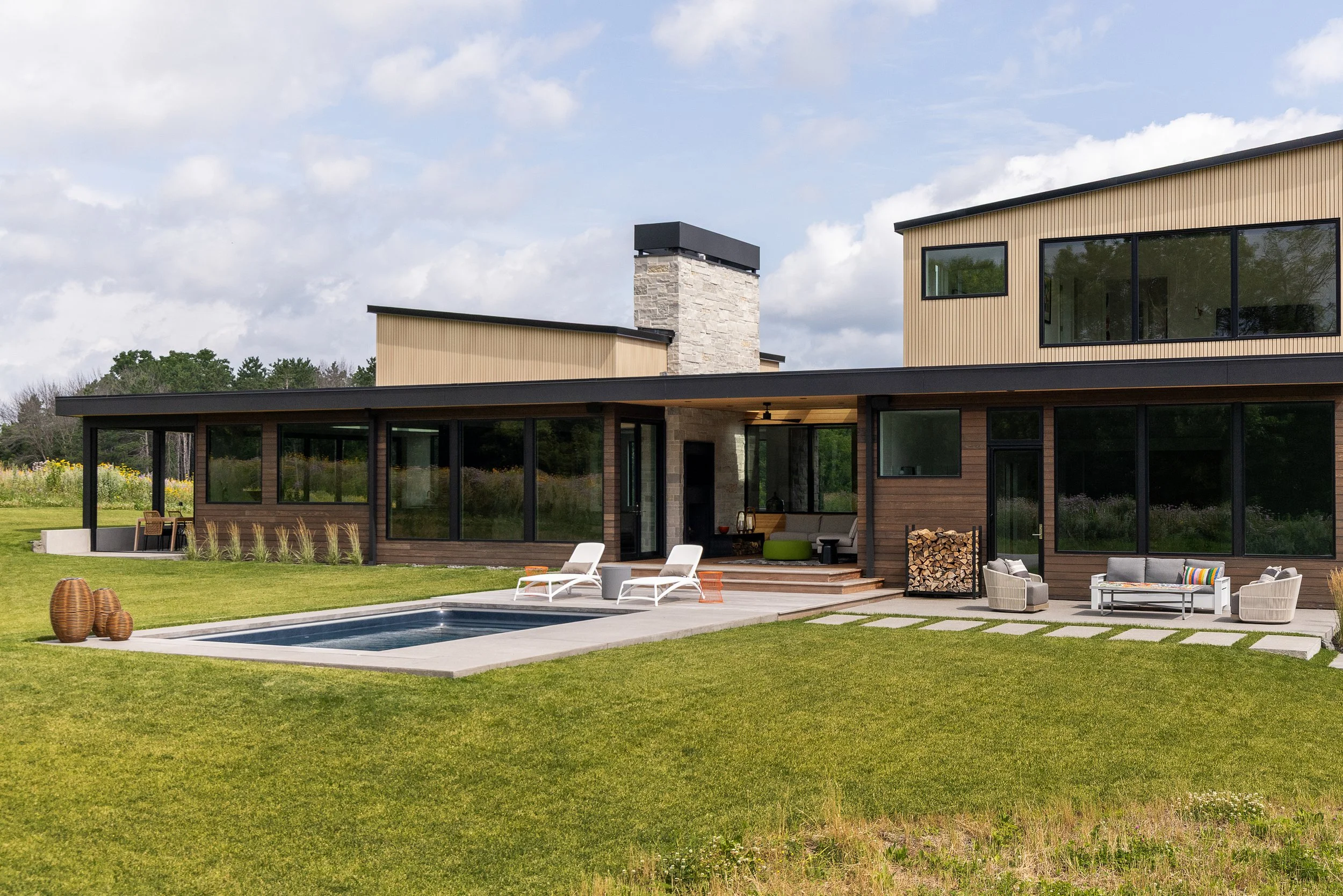 Strand_Cates_ WOS - Exteriors - 38.jpg