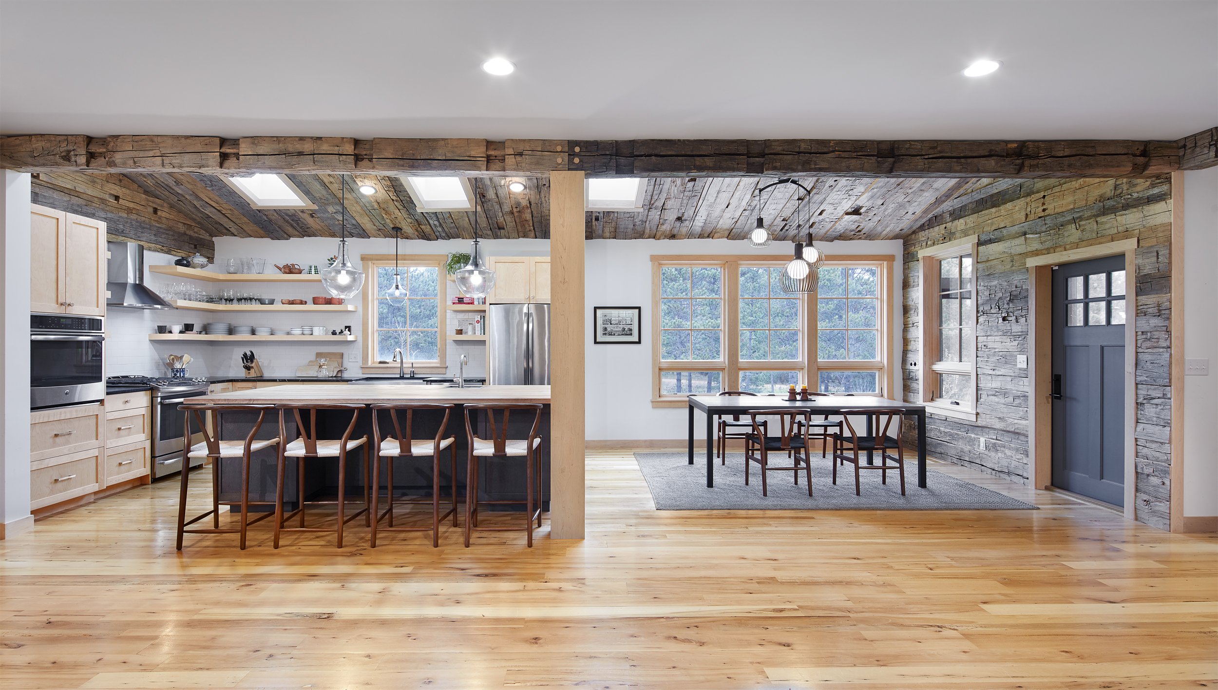 181025_CatesFineHomes_9895_65thStreet_013.jpg
