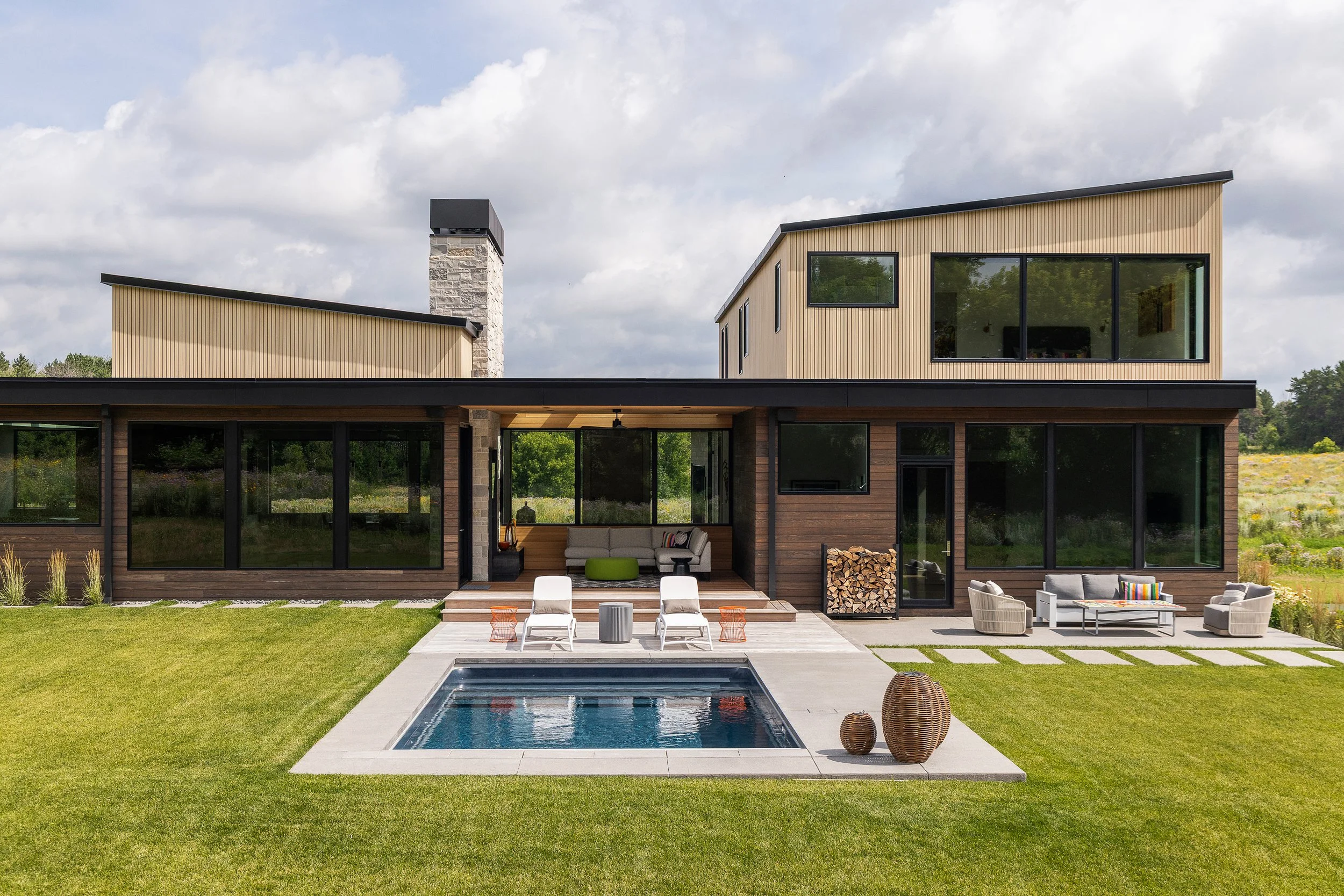 Strand_Cates_ WOS - Exteriors - 40.jpg