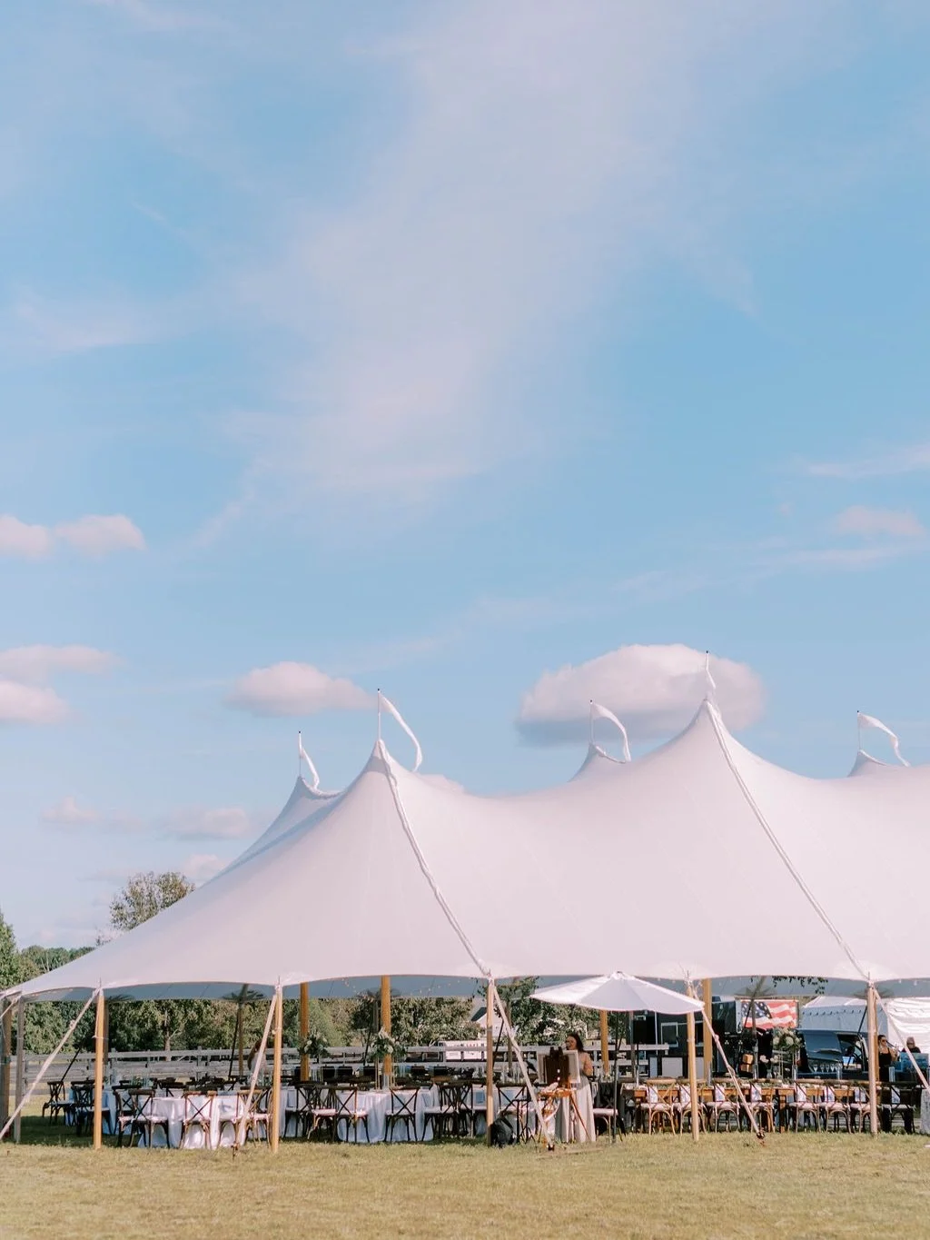 Reminiscing on warmer days while we dream of sunshine, blue skies and Kelsie &amp; Eric&rsquo;s Fall wedding on the farm. ☀️ 

One of those sweet Southern days &mdash; sailcloth tents swaying in the breeze, rolling hills and peaceful pond views. Coun
