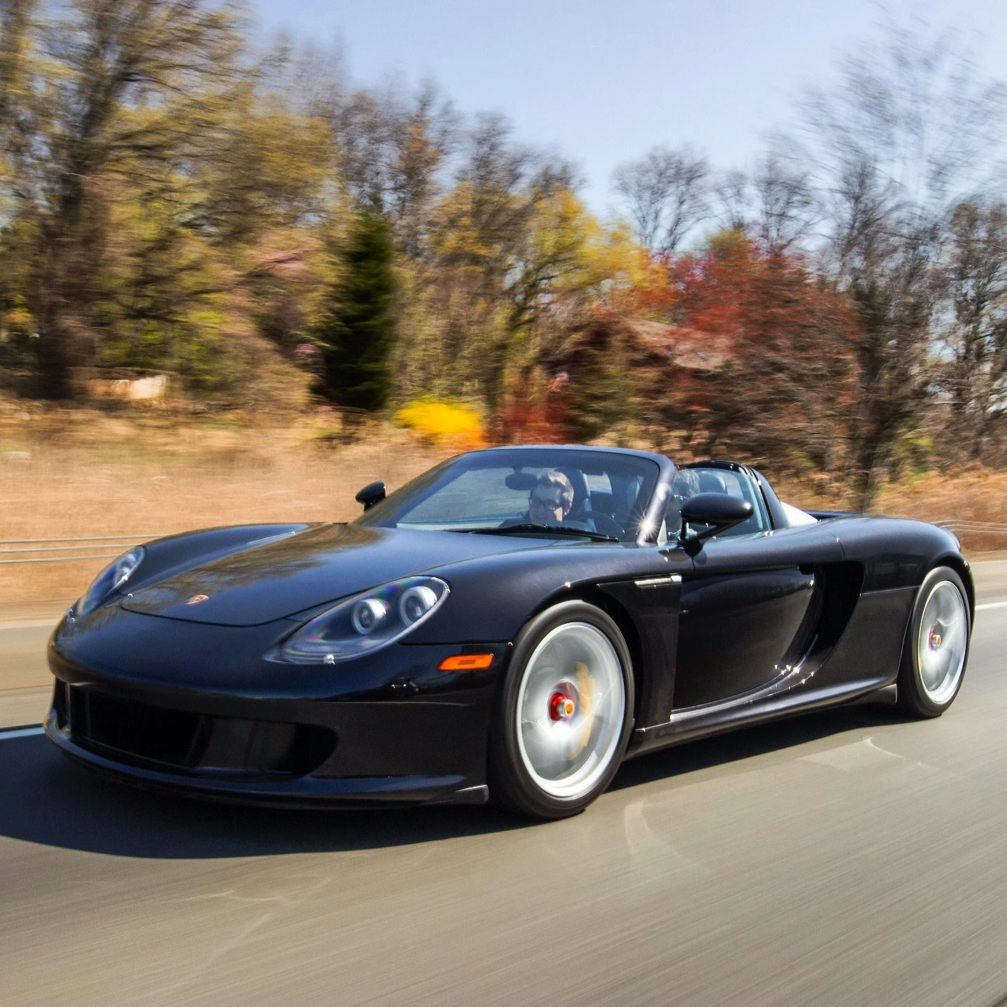 One of the best V10&rsquo;s ever made? #Porsche #CarreraGT #PorscheCarreraGT #V10 #Supercar