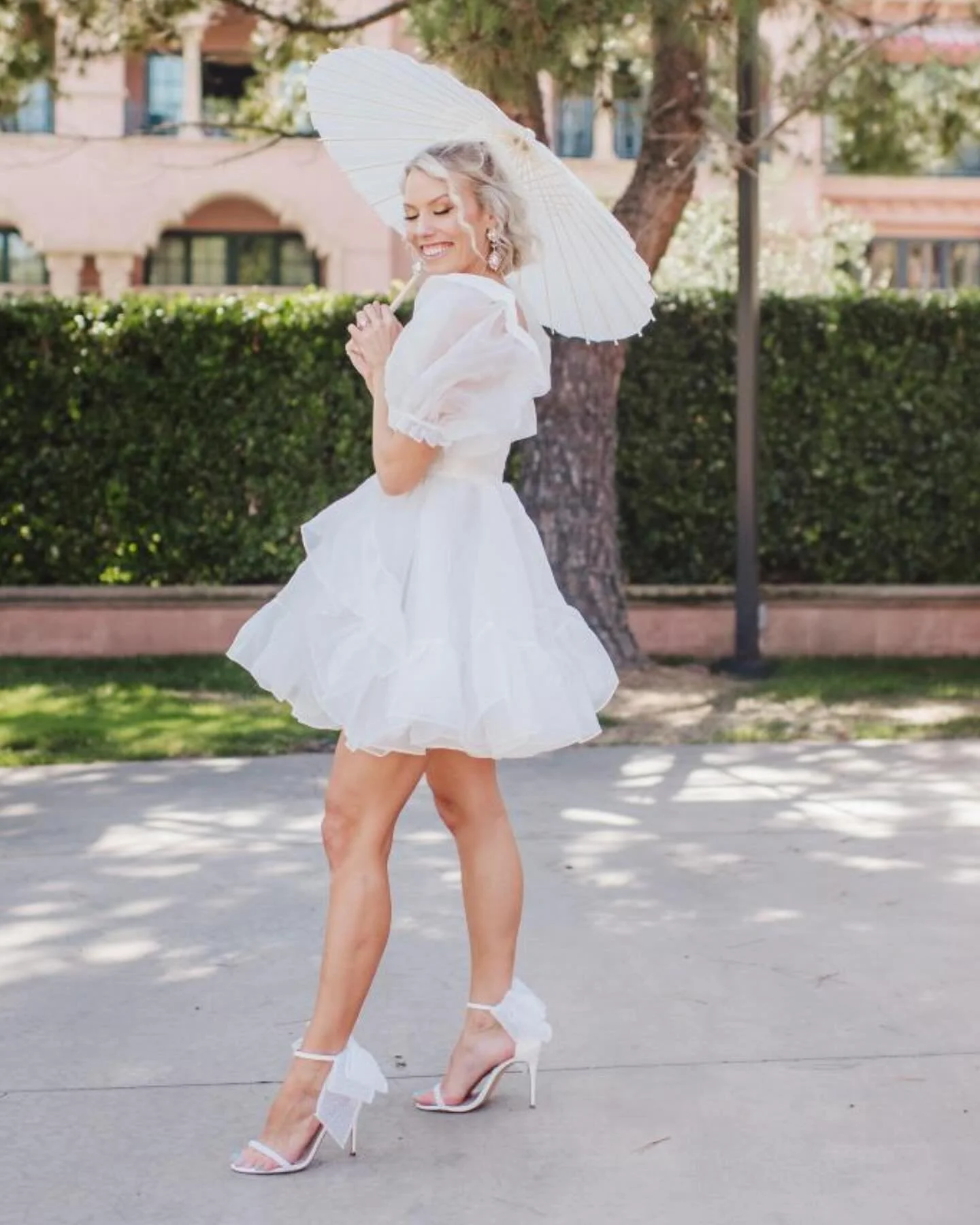 BRIDAL SHOWER 🤩🤩 photos by @meaganarmstrongphotography #sandiegomakeupartist #sdmakeupartist #bridalmakeup #bridalshower #bridallook #narscosmetics #charlottetilbury #weddingmakeupartist