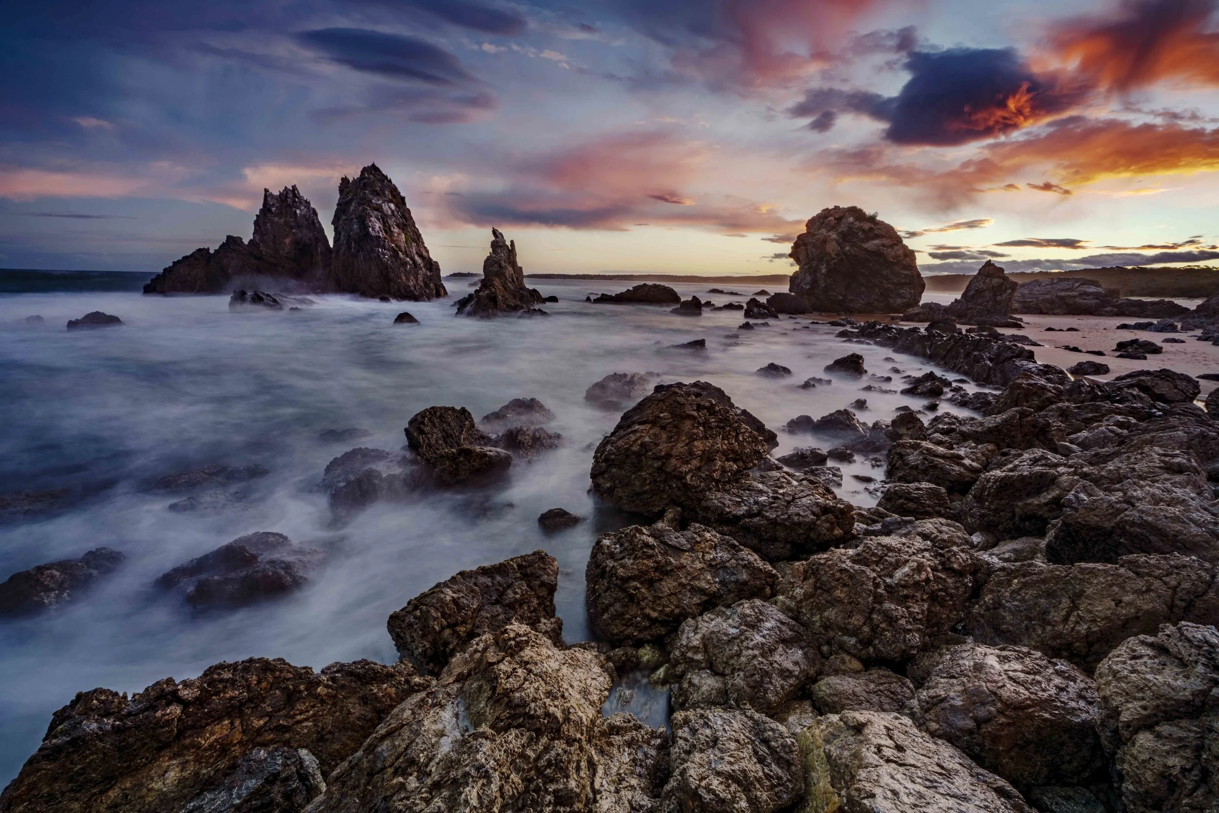 camel rocks pano_small.jpg