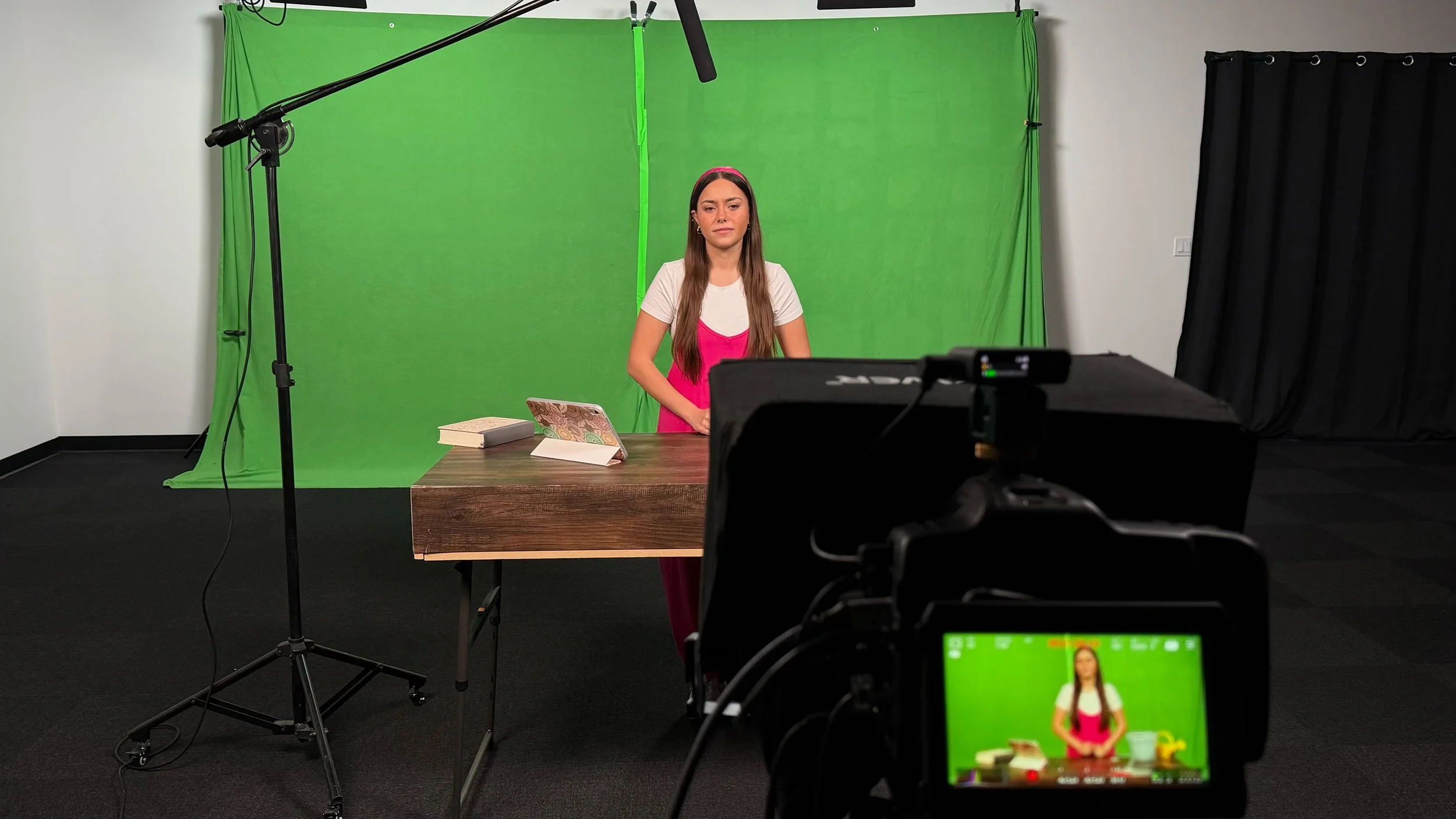 Brainy_Pixel_Green_Screen_Studio_Fort_Worth.jpg
