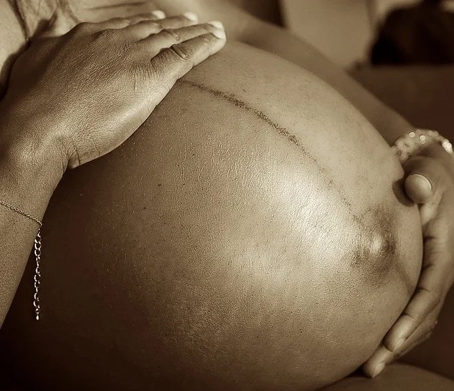 pregnant belly 2.jpg
