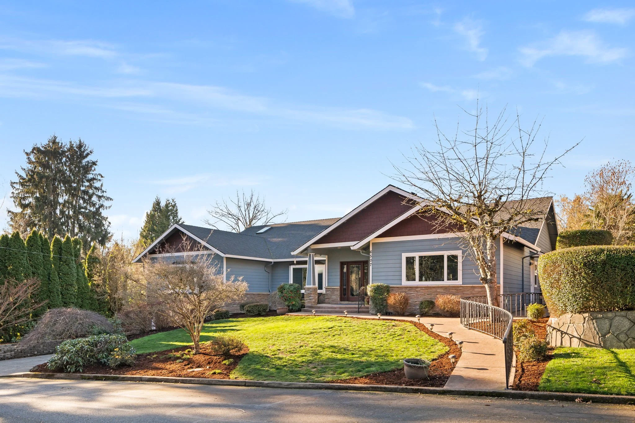 1-web-or-mls-6507-sw-55th-dr.jpg