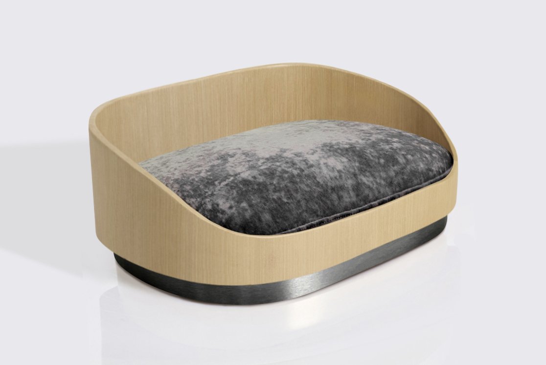 Large dog bed - Warm Maple Wood frame, Matt Black Base, Charcoal Cushion