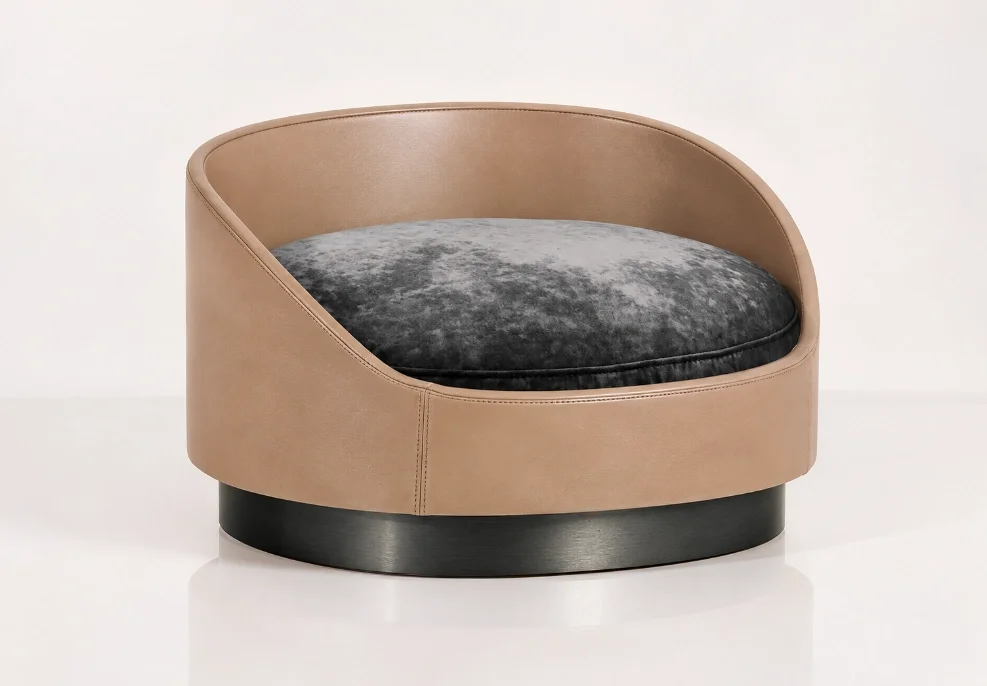 Liebling_Mini_Cashmere_MatteBlack_Charcoal.webp