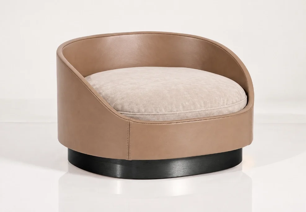 Liebling_Mini_Cashmere_MatteBlack_Ivory.webp
