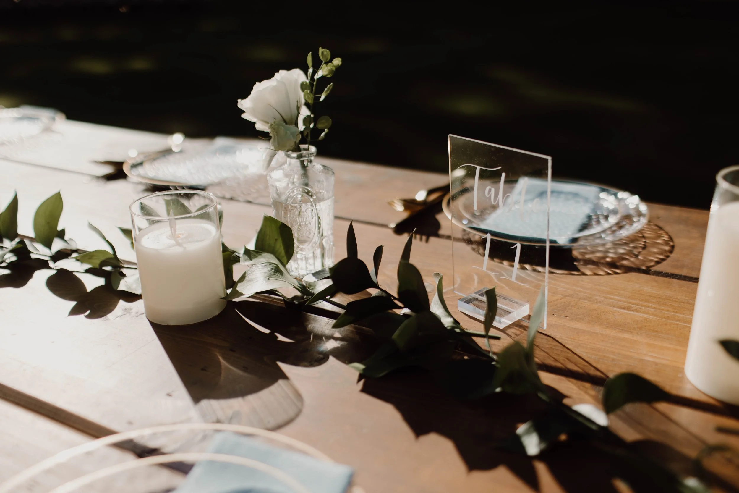 Minimal, clean table scape - reception details.