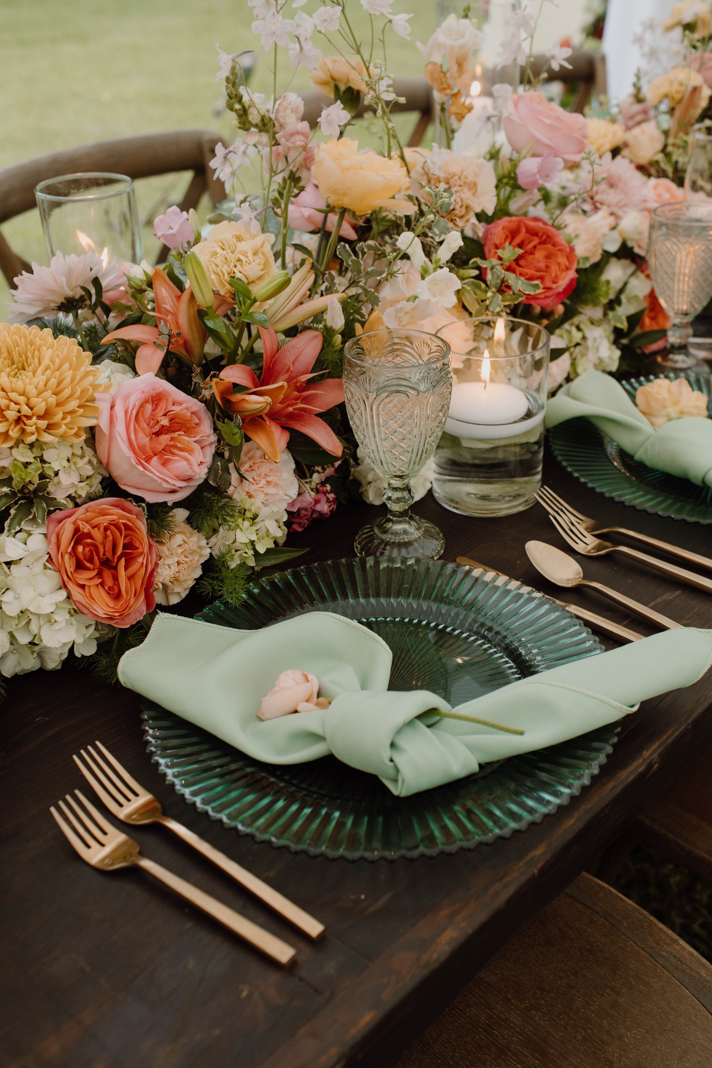 Beautiful table scape - spring florals / luxury and intentional wedding details.
