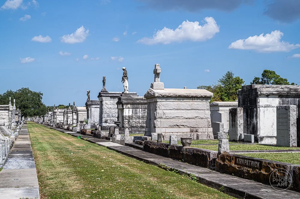 metairie-cemetery-city-of-the-dead-new-orleans.jpg