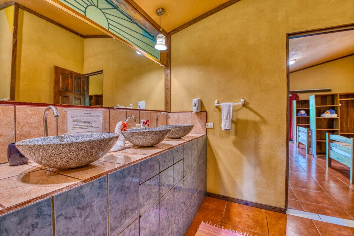 Shared Terrace baths bunks.jpg