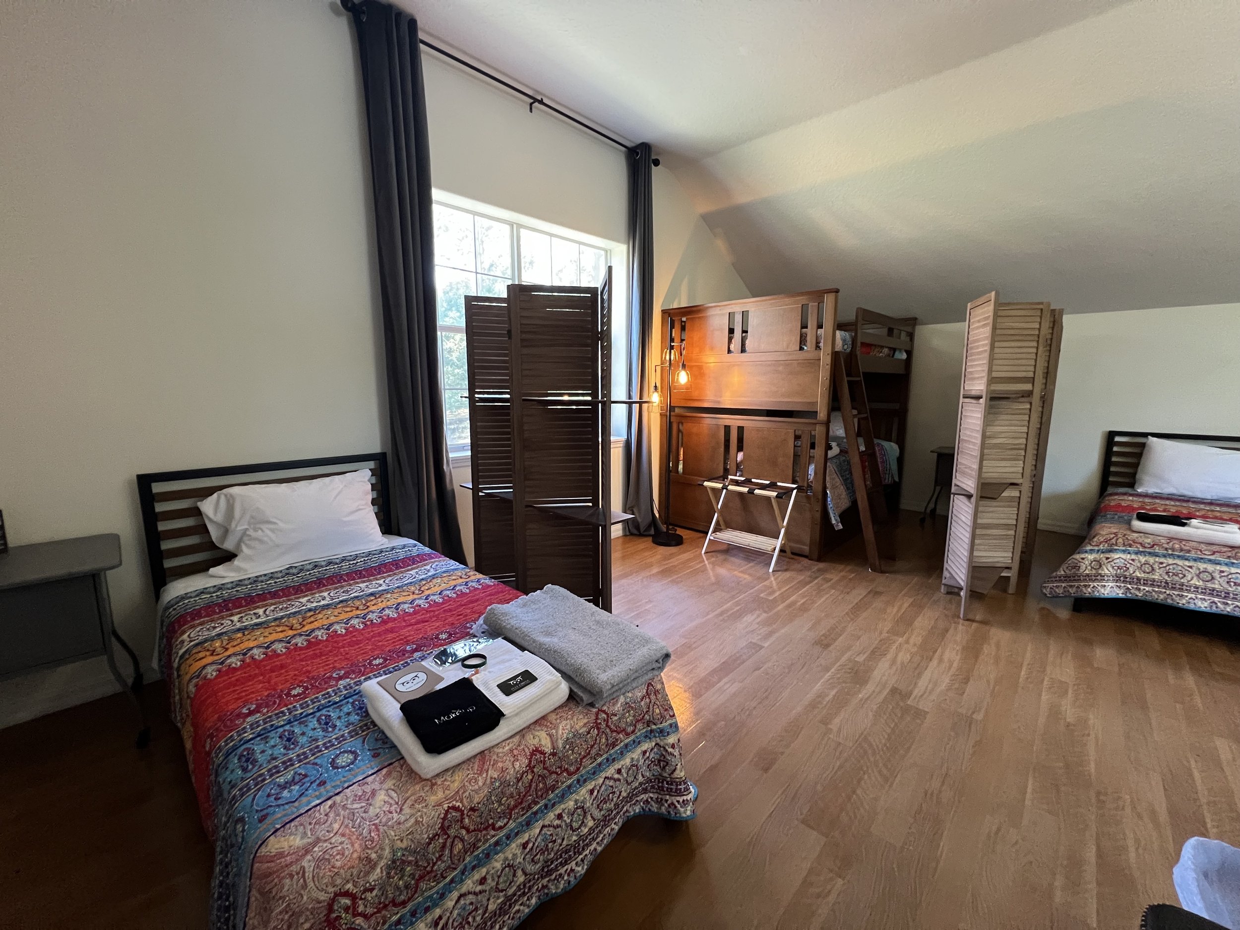 Twin Bed (Solo) in Boho Suite