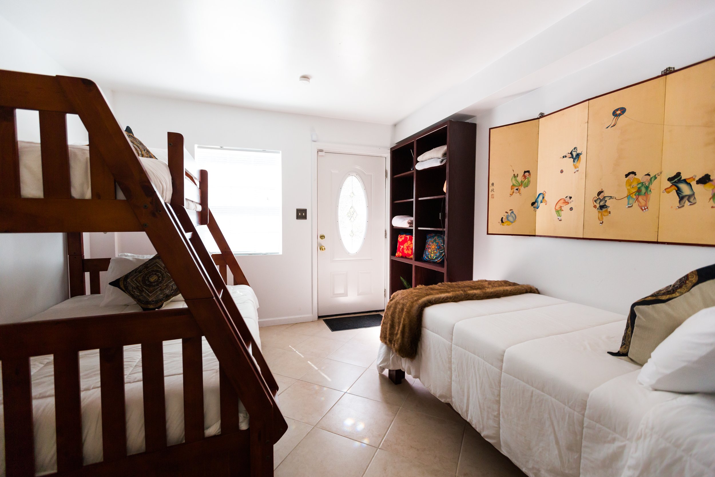 3 bedroom View bunk beds twin bed .jpg