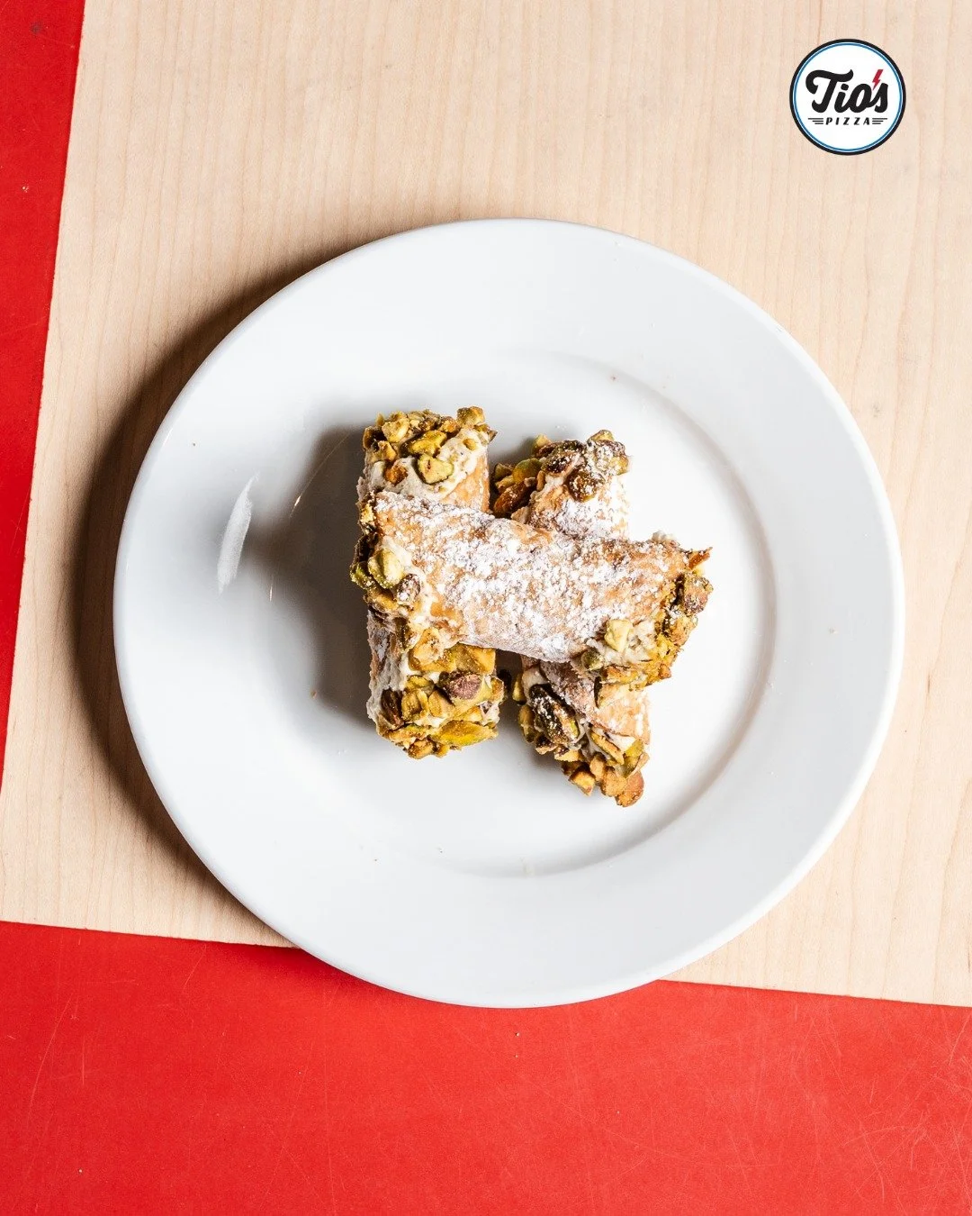 Holy Cannoli! They&rsquo;re back for ONE WEEK ONLY .... Come grab one (or three!) 👏🏼

#tiospizzachico #cannoli #pizza #pizzachico #foodiesofchico