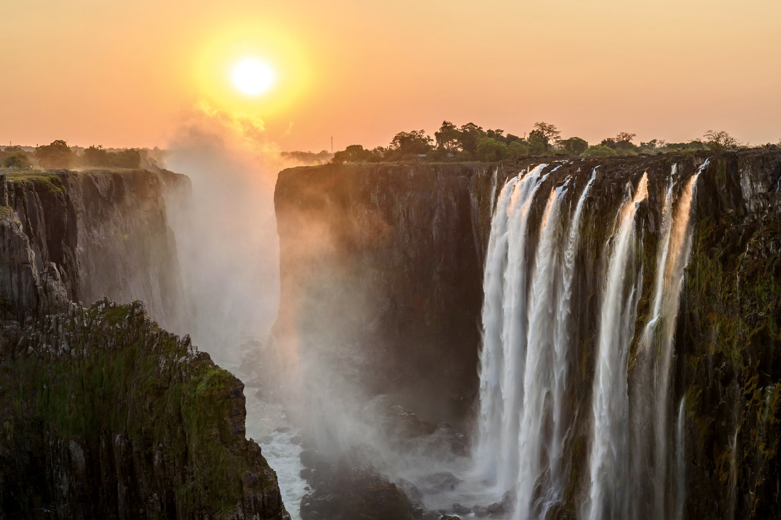 Victoria Falls.jpg