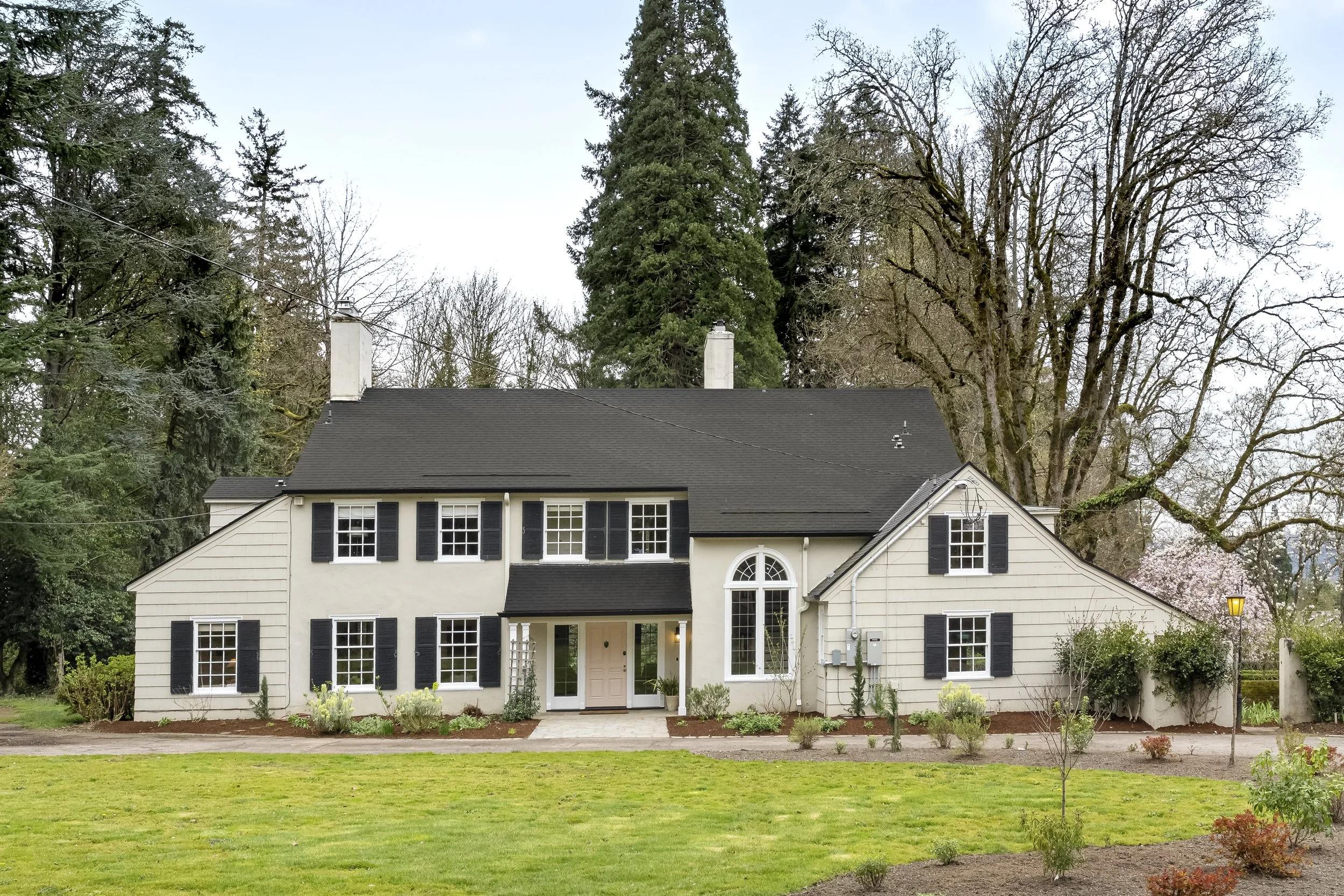 The Pearl of Oak Grove